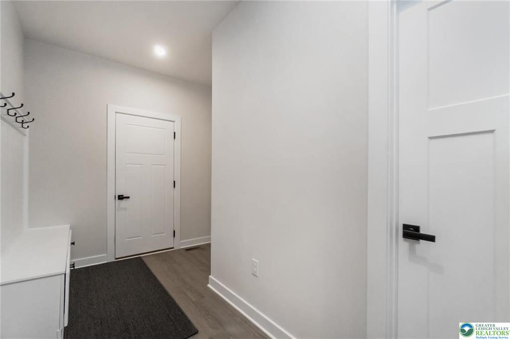 Catasauqua, Pennsylvania, 18032, United States, 5 Bedrooms Bedrooms, ,5 BathroomsBathrooms,Residential,For Sale,2008861