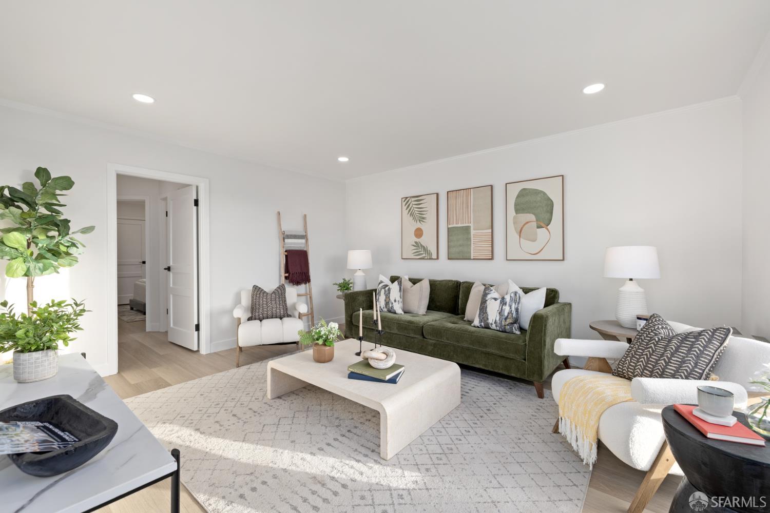 San Francisco, California, 94122, United States, 4 Bedrooms Bedrooms, ,2 BathroomsBathrooms,Residential,For Sale,1987685