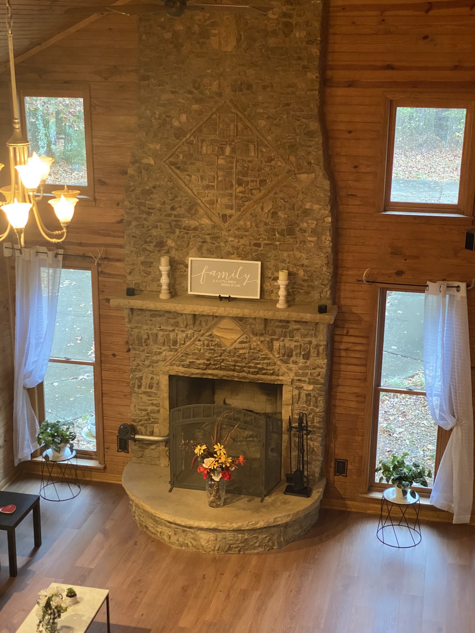 Mc Ewen, Tennessee, 37101, United States, 4 Bedrooms Bedrooms, ,3 BathroomsBathrooms,Residential,For Sale,1982794