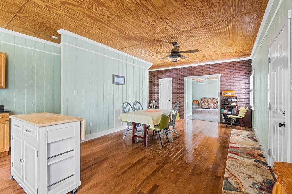 New Canton, Virginia, 23123, United States, 3 Bedrooms Bedrooms, ,2 BathroomsBathrooms,Residential,For Sale,1915439