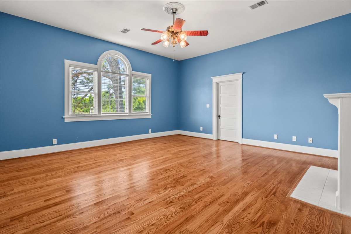 Hartsville, South Carolina, 29550, United States, 4 Bedrooms Bedrooms, ,4 BathroomsBathrooms,Residential,For Sale,1820221