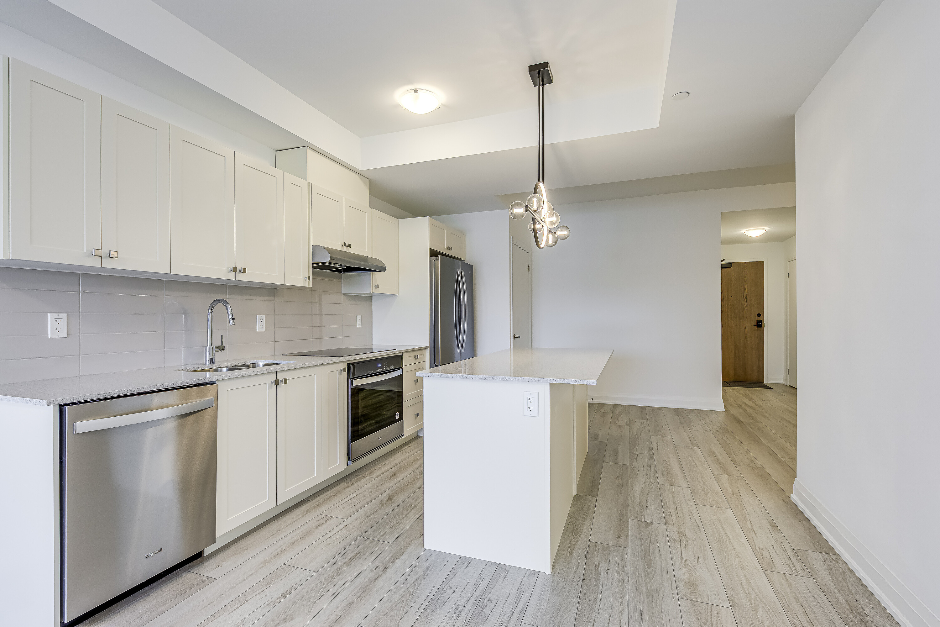  Modern Condo Living - 物件實景