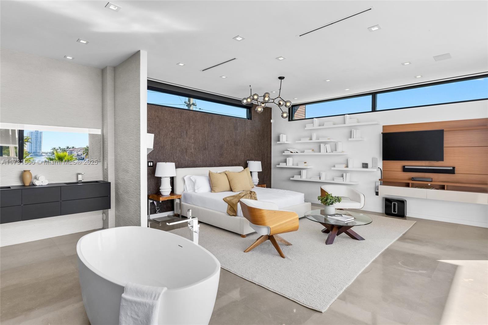 North Miami Beach, Florida, 33160, United States, 6 Bedrooms Bedrooms, ,8 BathroomsBathrooms,Residential,For Sale,1759326