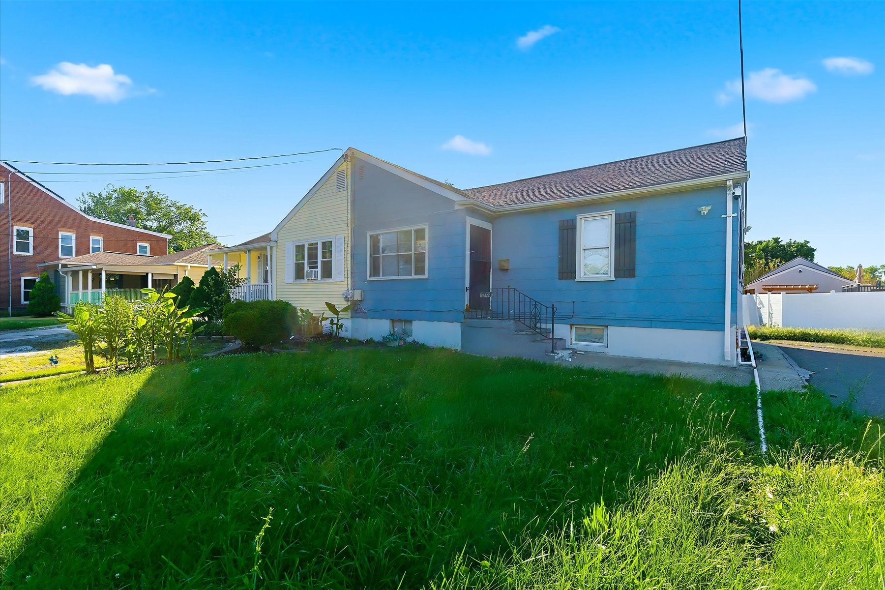  1708 Princeton Ave, Lawrence - 物件實景
