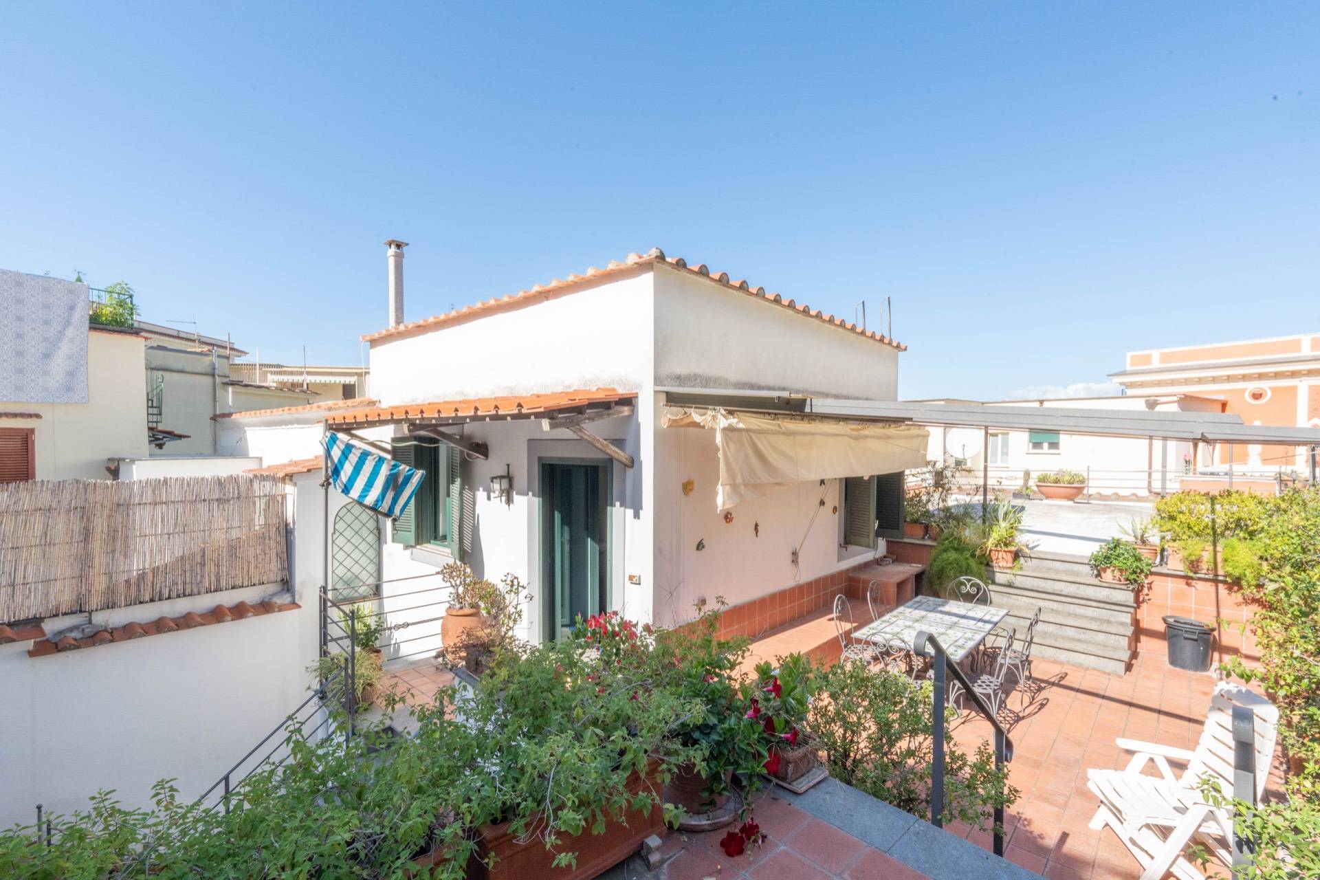 piazza seiano, Vico Equense, Napoli, 80069, IT, 4 Bedrooms Bedrooms, ,4 BathroomsBathrooms,Residential,For Sale,piazza seiano,1629621