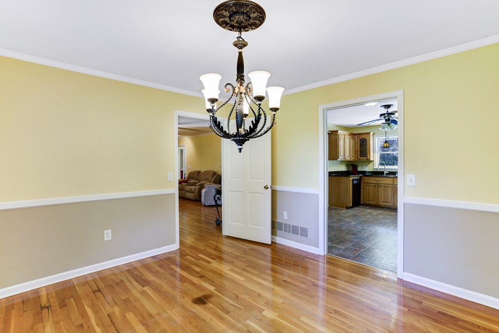 Blairsville, Georgia, 30512, United States, 4 Bedrooms Bedrooms, ,3 BathroomsBathrooms,Residential,For Sale,1930011