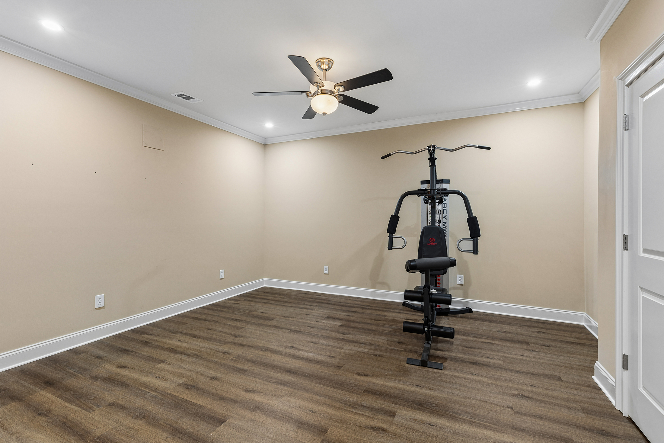  Ideally Located Within One Mile of Roswell’s Beloved Historic Canton Street - 物件實景