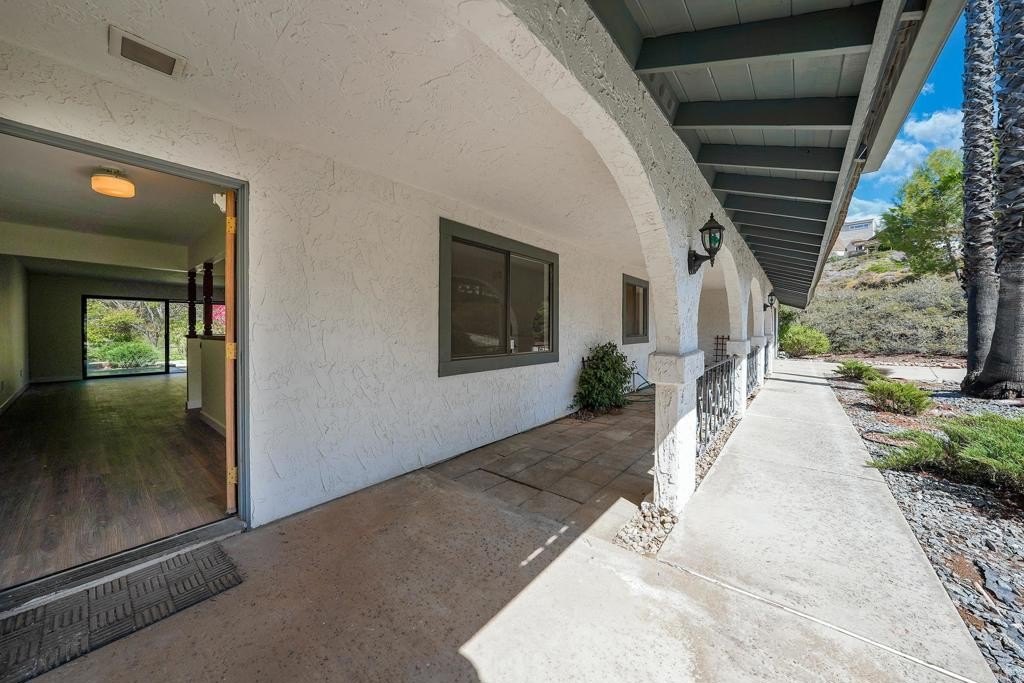 Ramona, California, 92065, United States, 5 Bedrooms Bedrooms, ,4 BathroomsBathrooms,Residential,For Sale,1766816