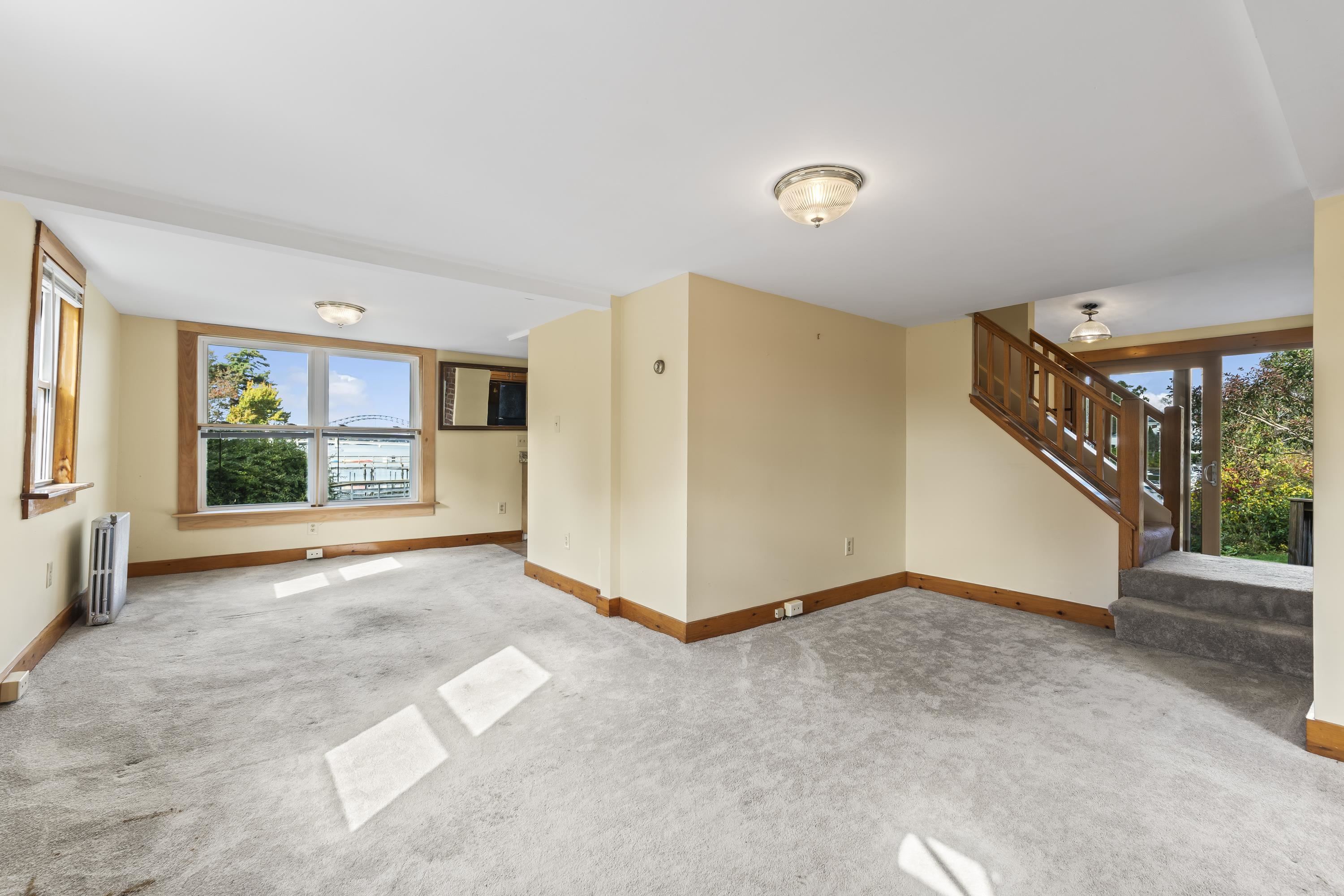 20 Badgers Island West, Kittery, Maine, 03904, United States, 2 Bedrooms Bedrooms, ,2 BathroomsBathrooms,Residential,For Sale,20 Badgers Island West,1389302