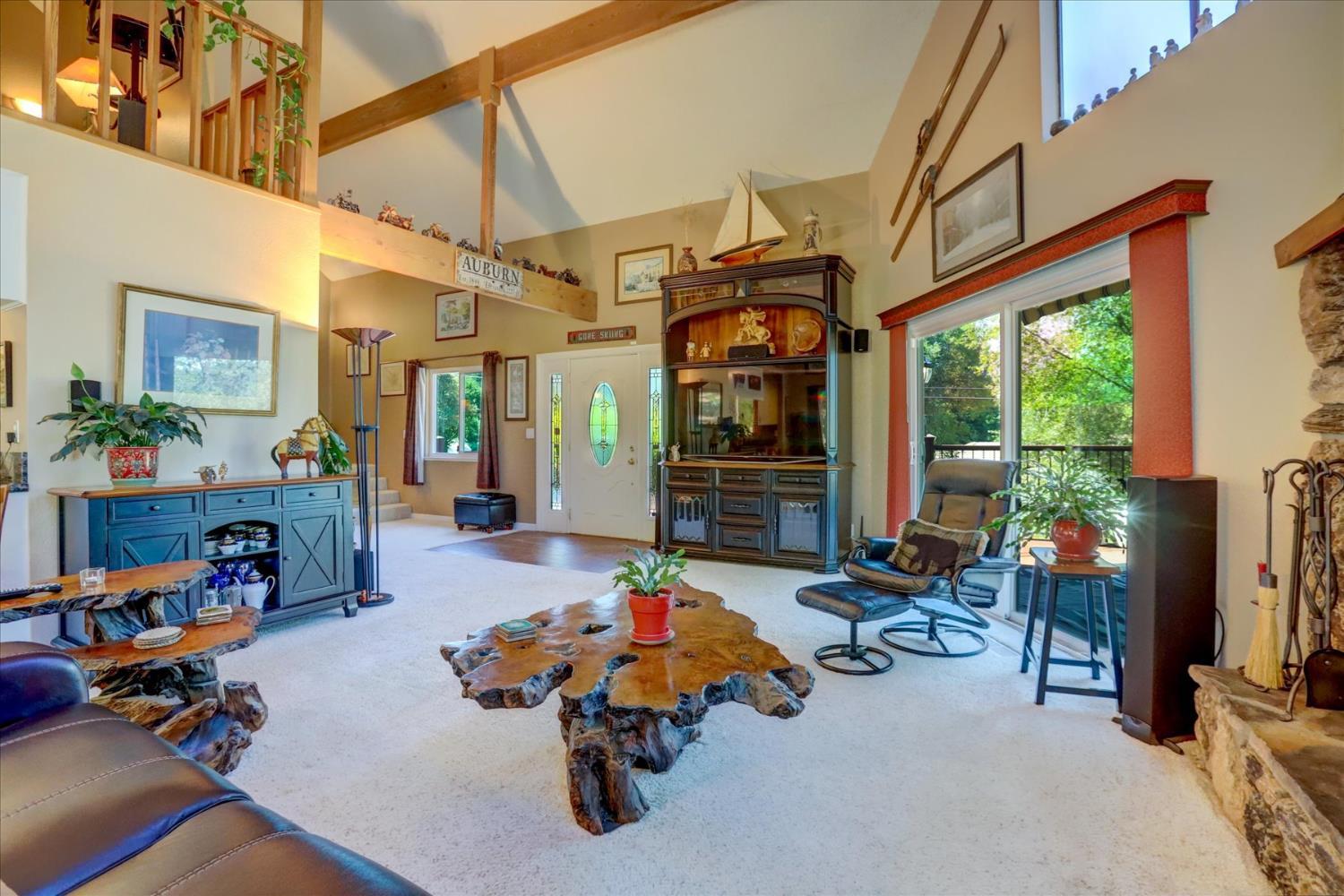 Auburn, California, 95602, United States, 3 Bedrooms Bedrooms, ,2 BathroomsBathrooms,Residential,For Sale,1976114