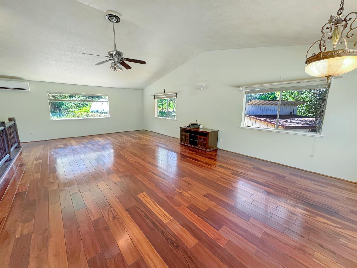 Penn Valley, California, 95946, United States, 3 Bedrooms Bedrooms, ,2 BathroomsBathrooms,Residential,For Sale,1938111