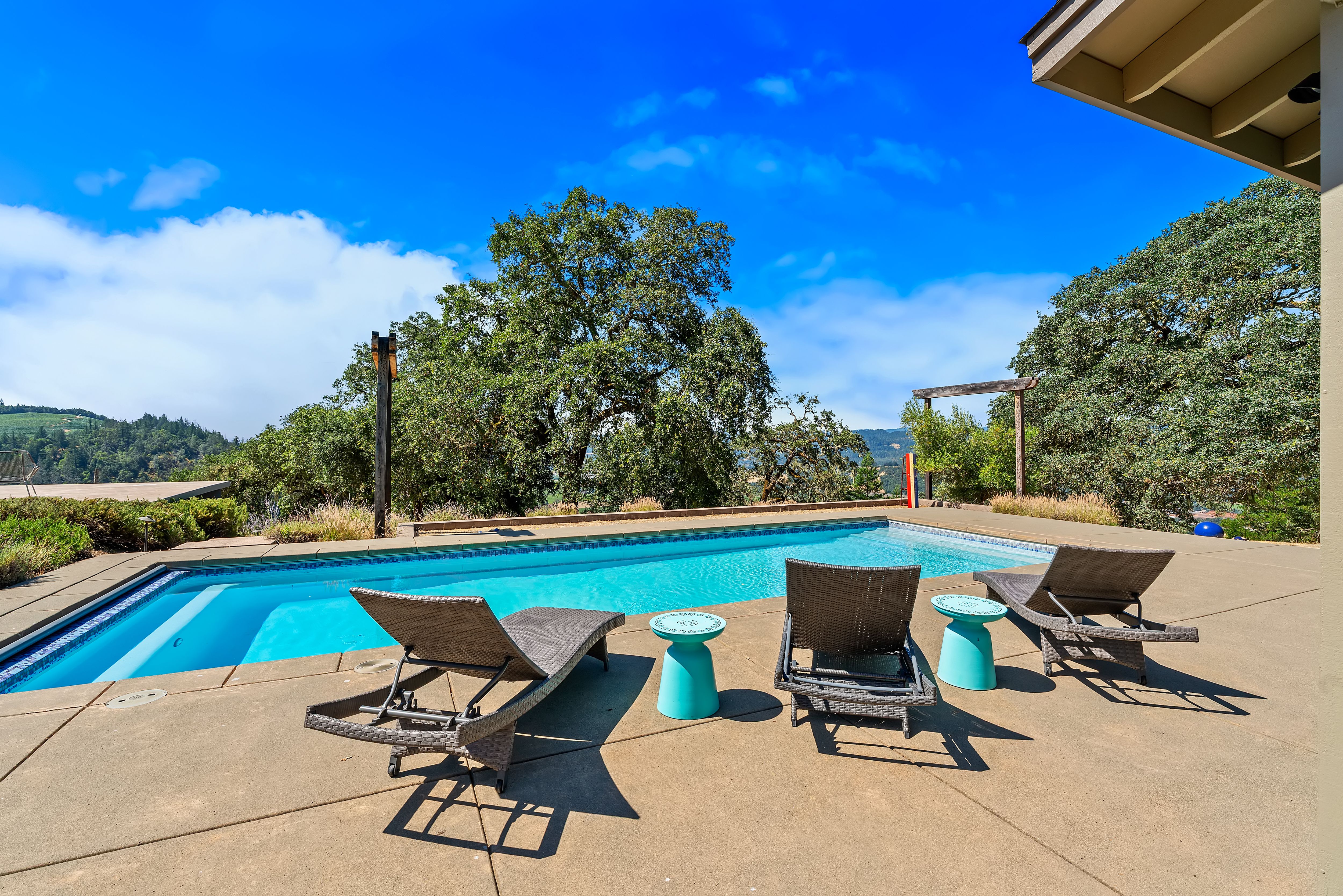  Exceptional Estate Perched On Over 11± Private Acres - 物件實景
