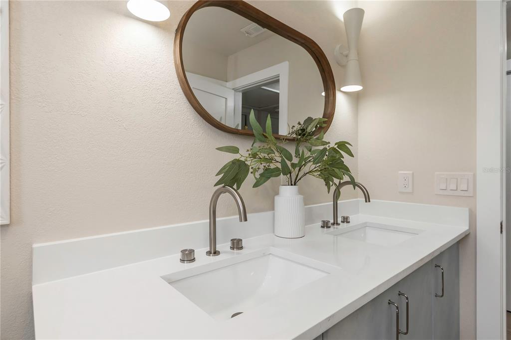 Belleair Bluffs, Florida, 33770, United States, 4 Bedrooms Bedrooms, ,3 BathroomsBathrooms,Residential,For Sale,1906119