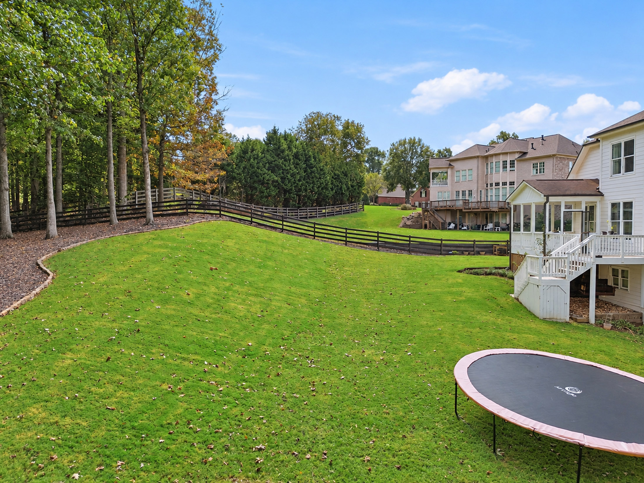  Beautifully Appointed Home in Sought-After Woodmont - 物件實景