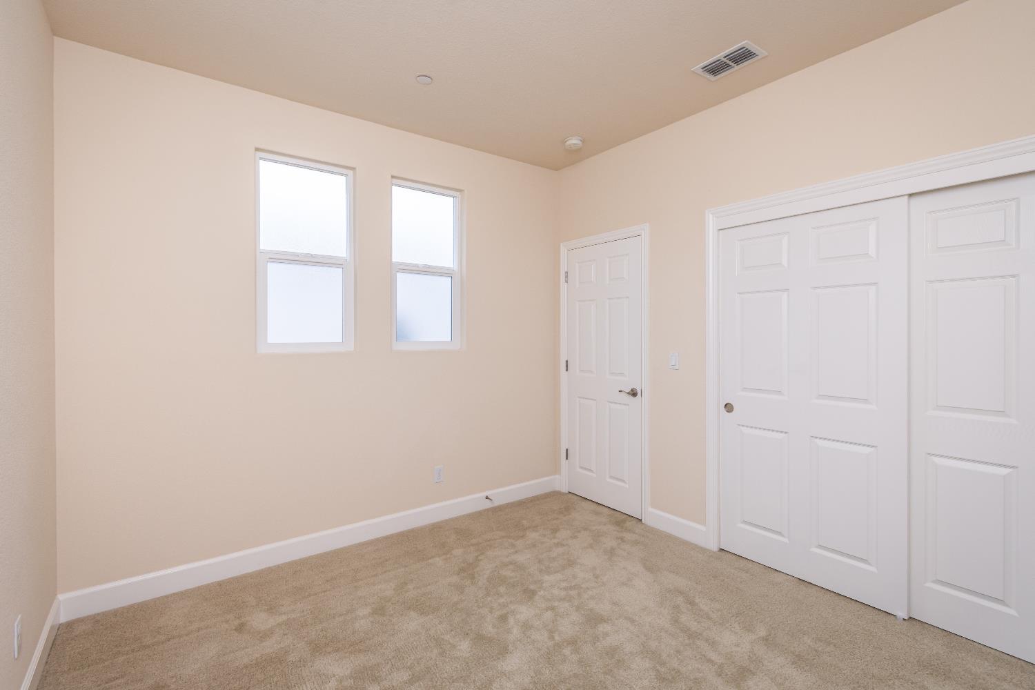 Folsom, California, 95630, United States, 4 Bedrooms Bedrooms, ,3 BathroomsBathrooms,Residential,For Sale,2000807