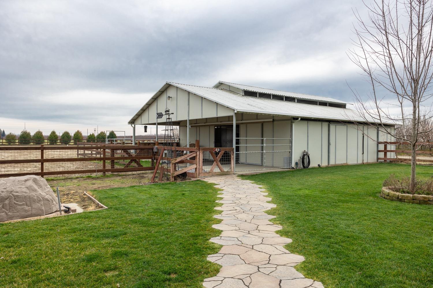 Delhi, California, 95315, United States, 3 Bedrooms Bedrooms, ,4 BathroomsBathrooms,Residential,For Sale,1975703