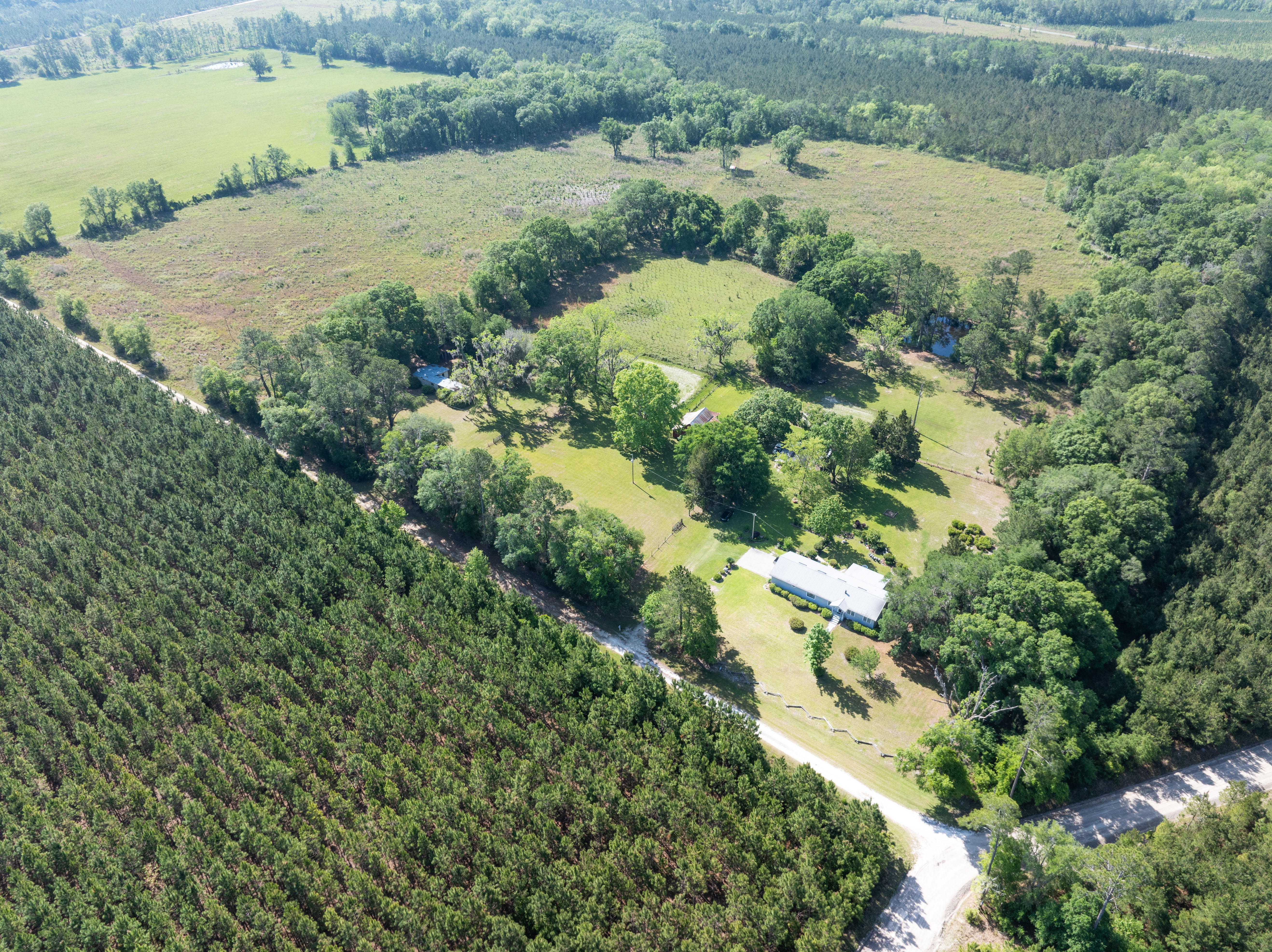 Lake City, Florida, 32025, United States, 3 Bedrooms Bedrooms, ,2 BathroomsBathrooms,Residential,For Sale,1737016