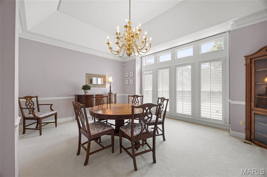 Chesterfield, Missouri, 63017, United States, 3 Bedrooms Bedrooms, ,4 BathroomsBathrooms,Residential,For Sale,1890003