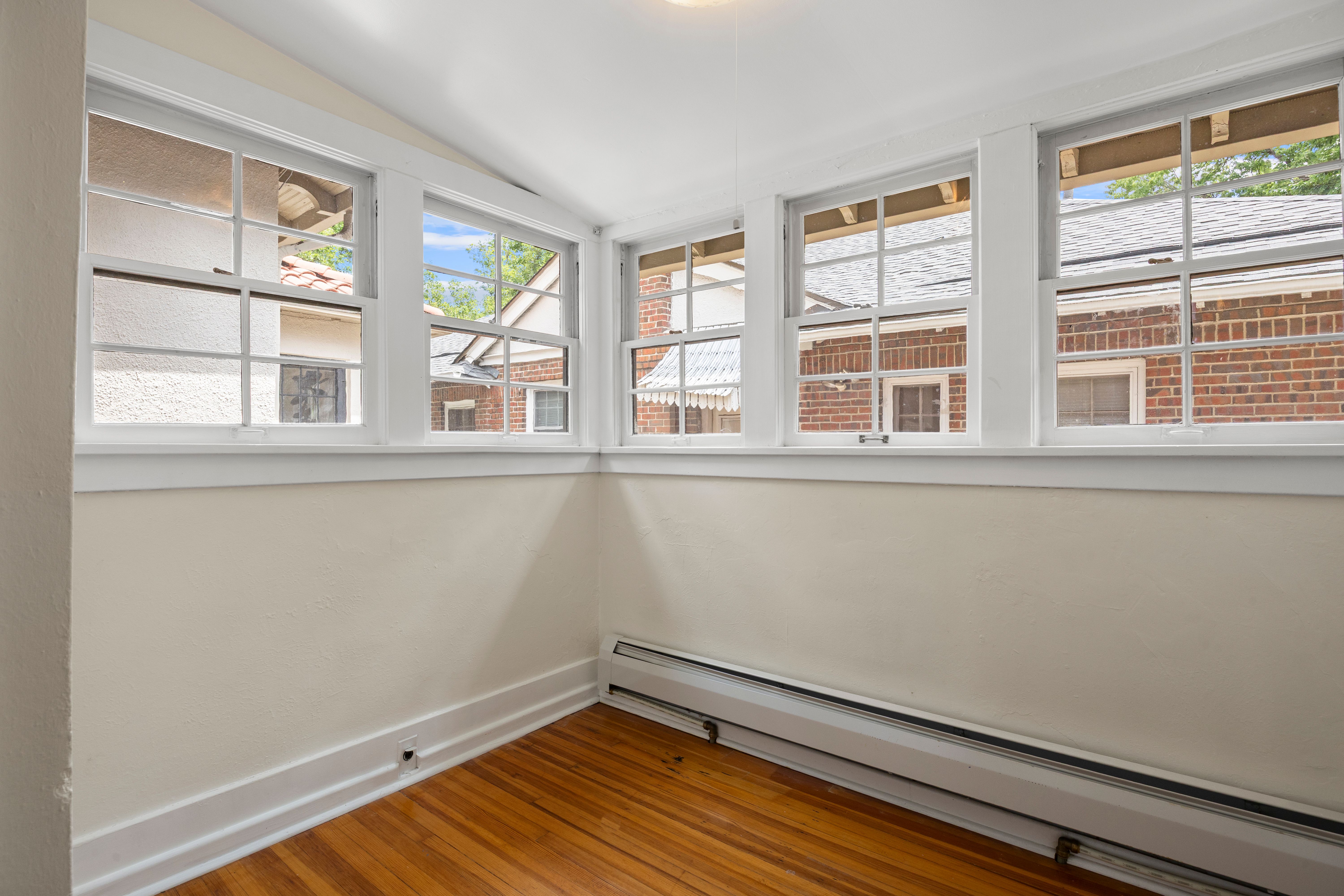  Mediterranean Masterpiece Spanning Prestigious 7th Avenue Parkway - 物件實景