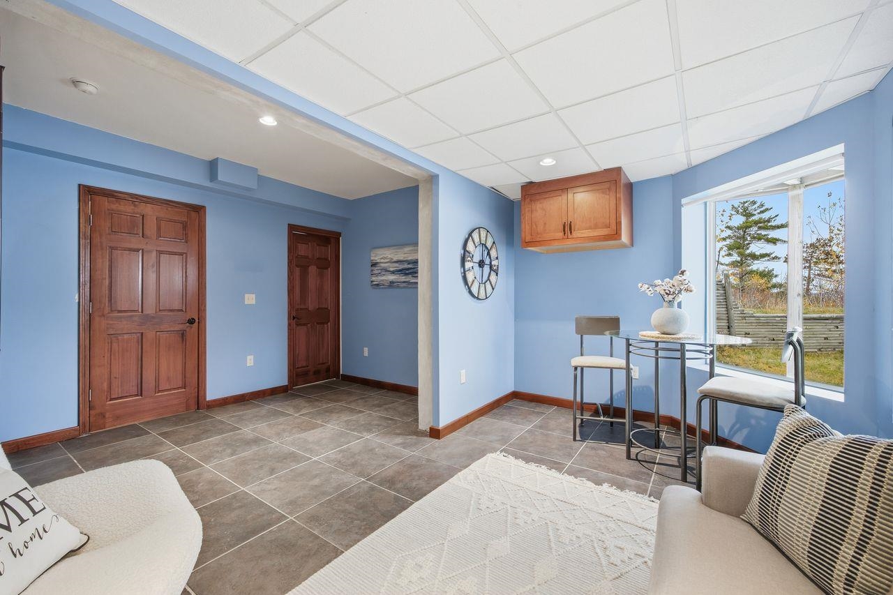 Meredith, New Hampshire, 03253, United States, 2 Bedrooms Bedrooms, ,3 BathroomsBathrooms,Residential,For Sale,1988258