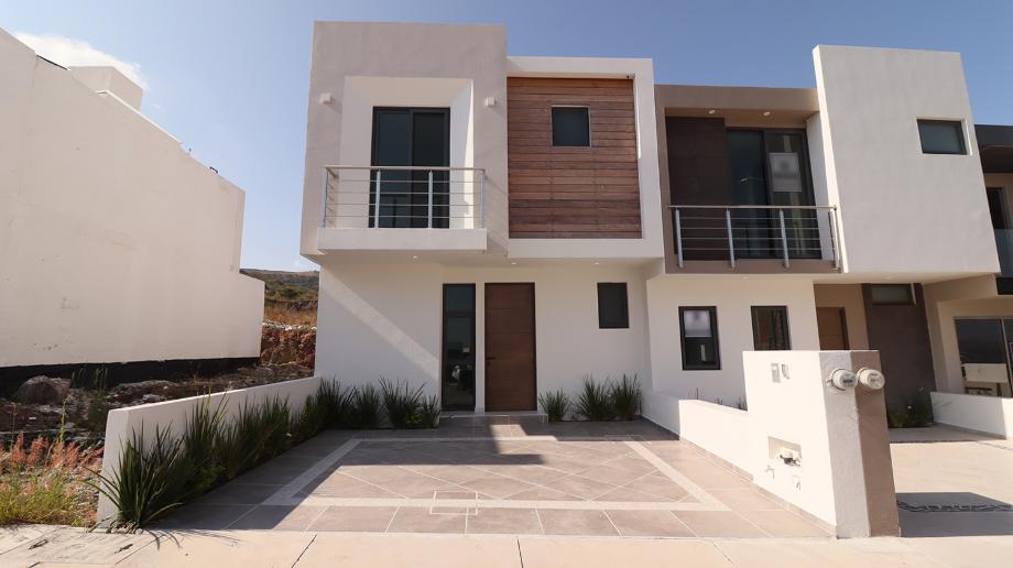 Circuito Ca?adas del Bosque, Morelia, Michoacán de Ocampo, 58200, Mexico, 3 Bedrooms Bedrooms, ,3 BathroomsBathrooms,Residential,For Sale,Circuito Ca?adas del Bosque,1671736