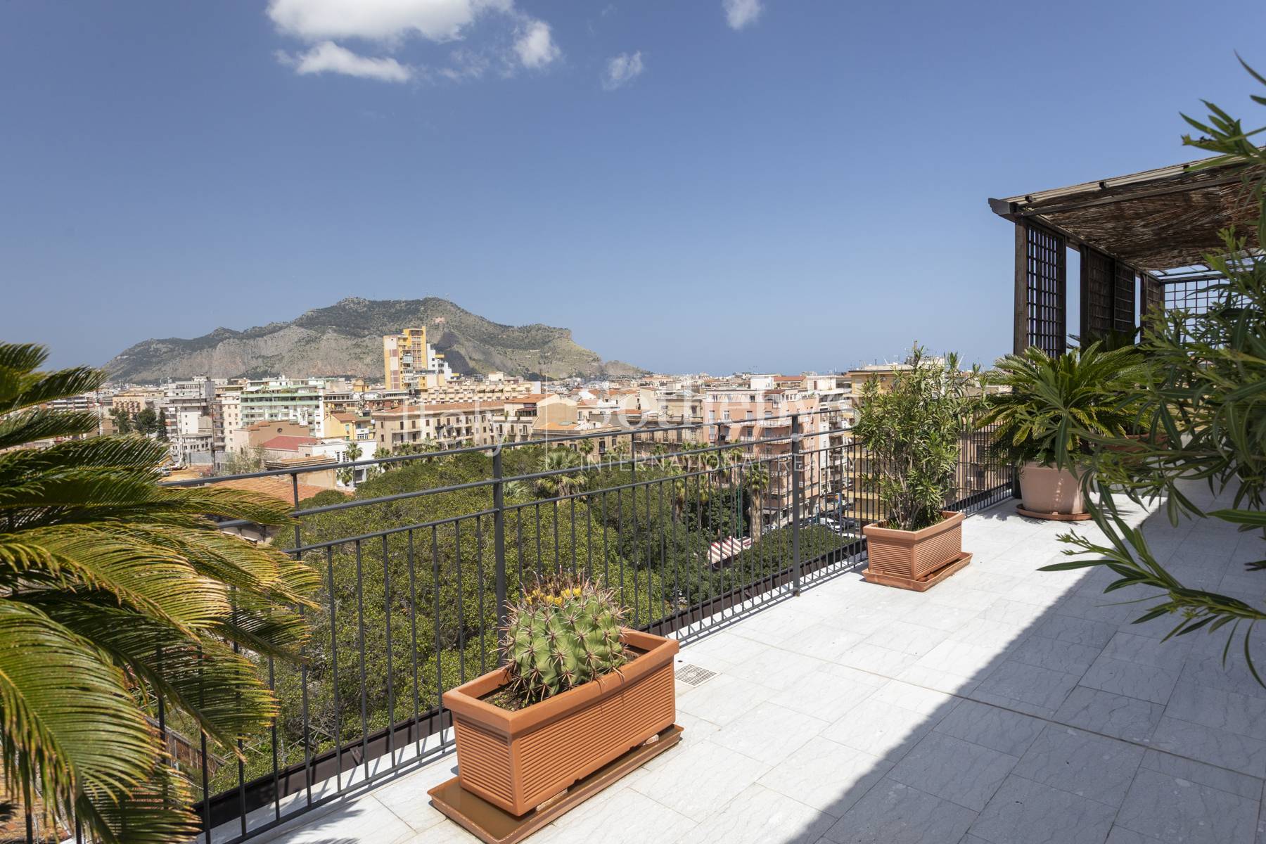  Panoramic penthouse with a large terrace in the heart of Palermo - 物件實景