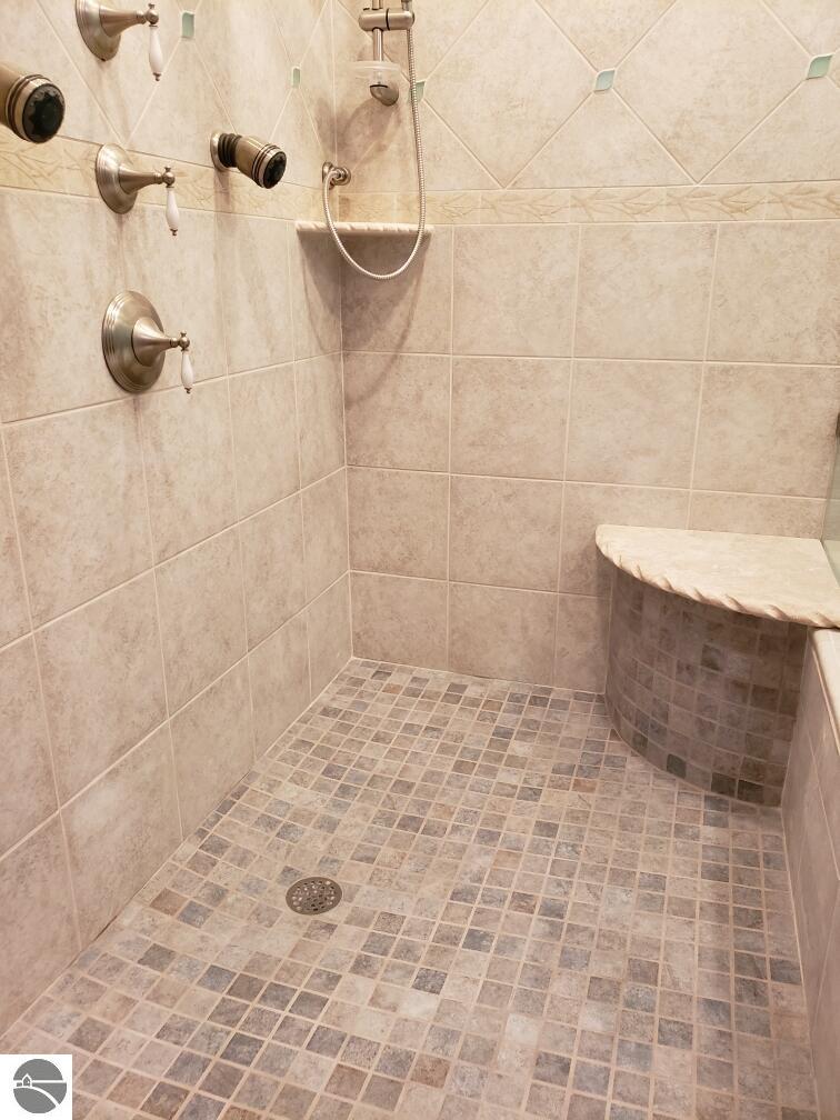 Traverse City, Michigan, 49685, United States, 3 Bedrooms Bedrooms, ,3 BathroomsBathrooms,Residential,For Sale,1940396