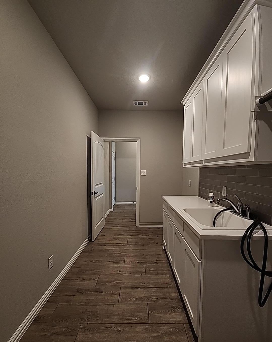 Farmersville, Texas, 75442, United States, 3 Bedrooms Bedrooms, ,3 BathroomsBathrooms,Residential,For Sale,1982491