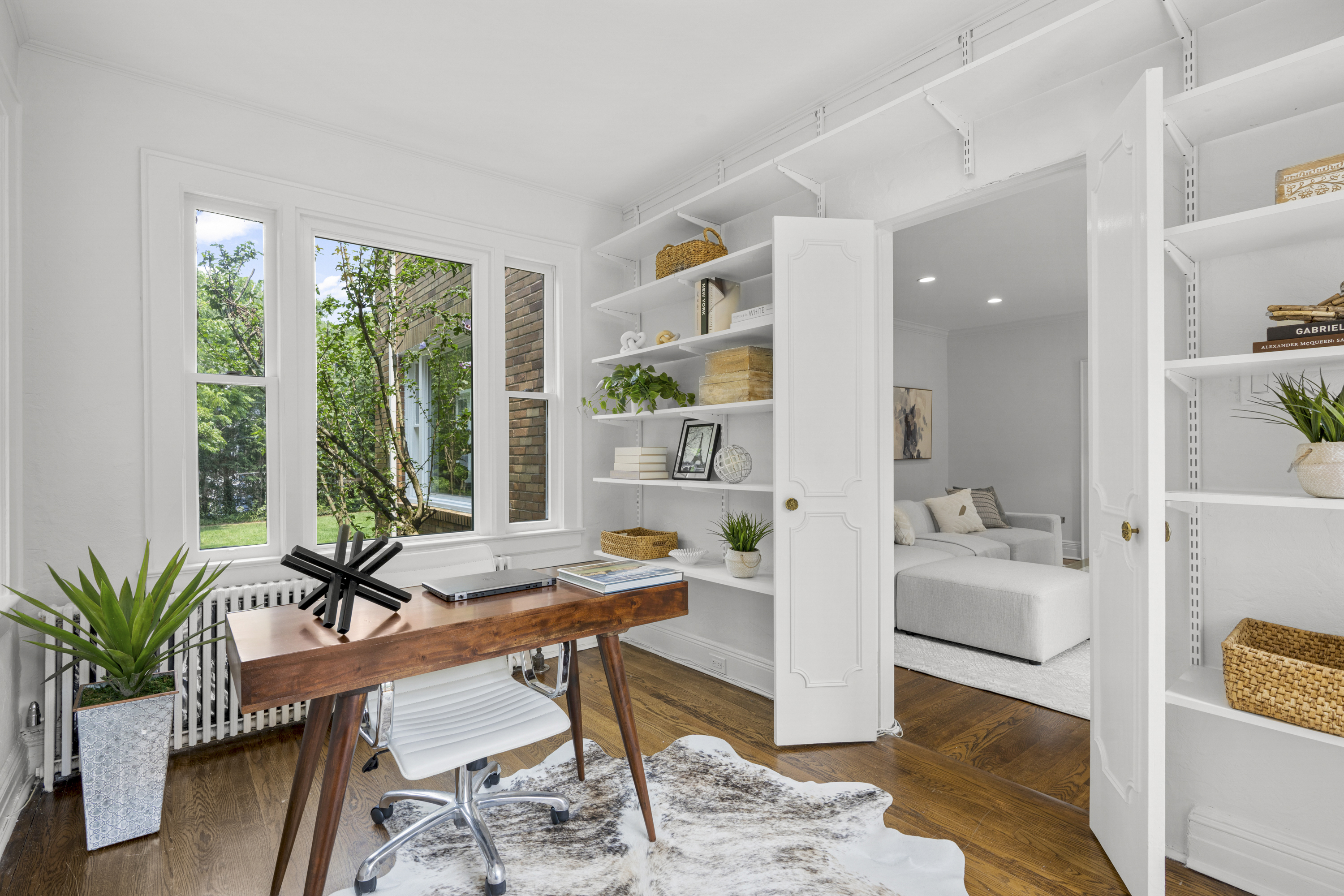  Charming English Cottage Brick Colonial in Scarsdale - 物件實景