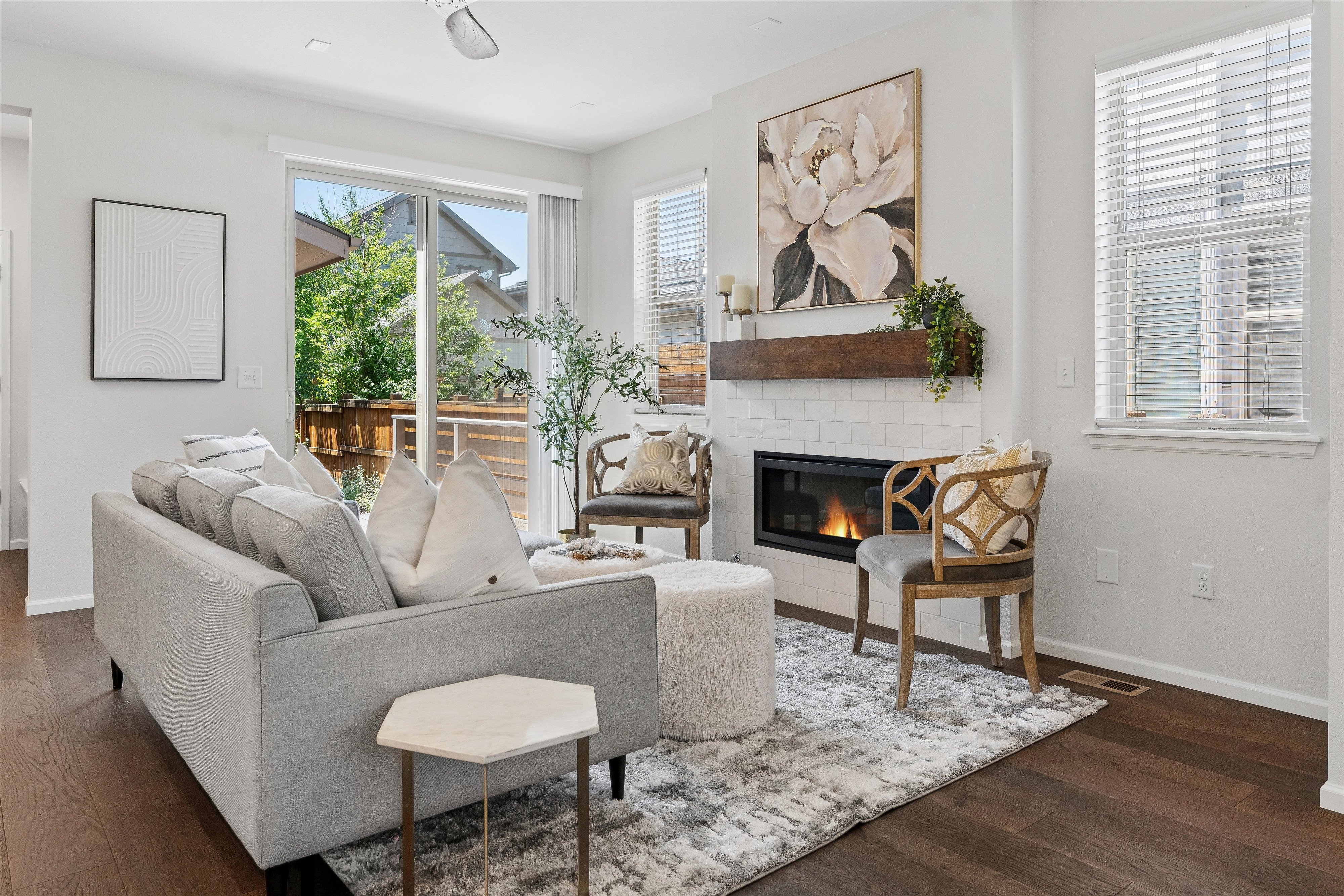  Inviting two-story single family duplex - 物件實景