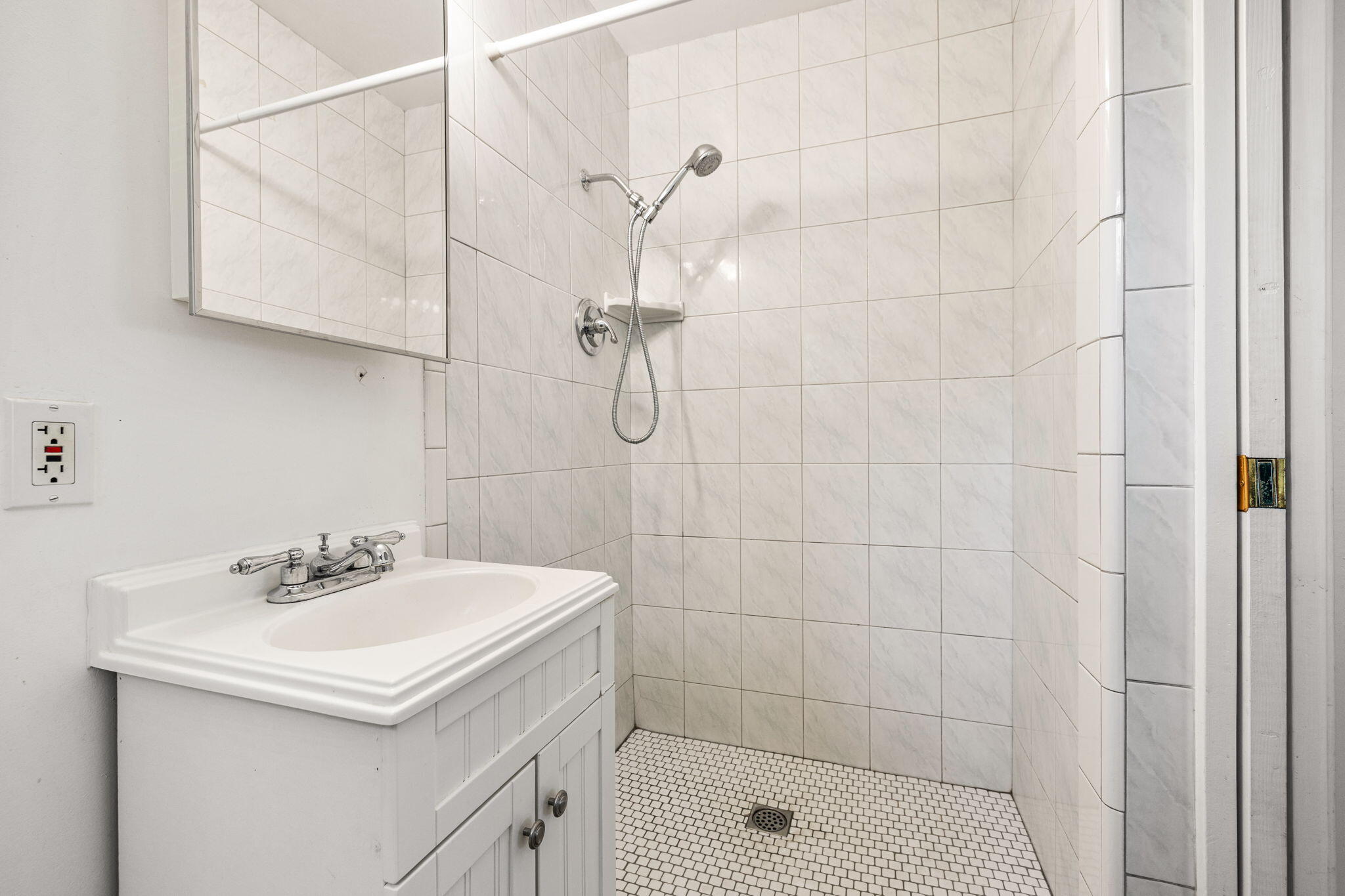 Cathedral City, California, 92234, United States, 3 Bedrooms Bedrooms, ,3 BathroomsBathrooms,Residential,For Sale,1896973