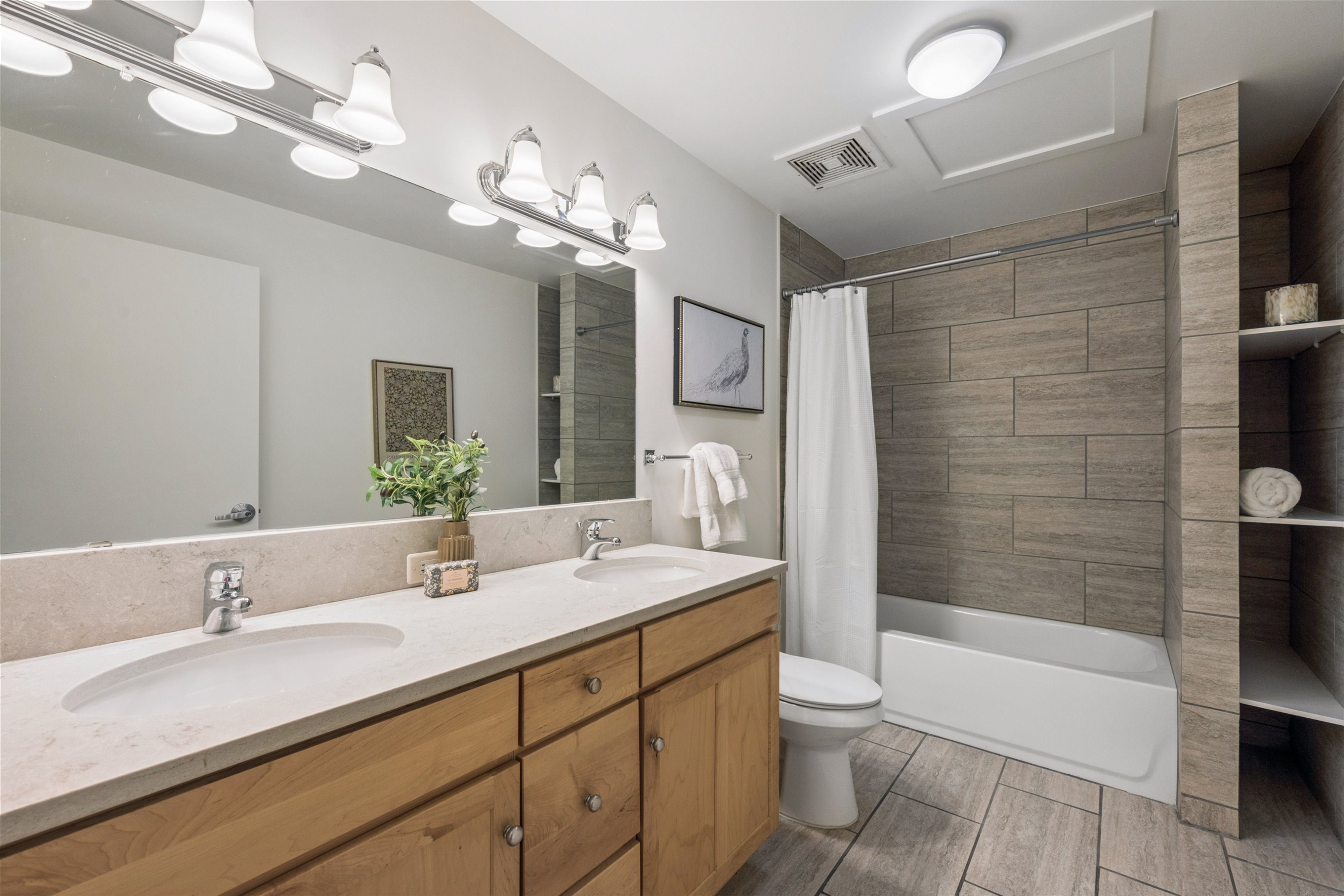  rare lodo loft gem – exposed brick, parking & walk to union  station - 物件實景