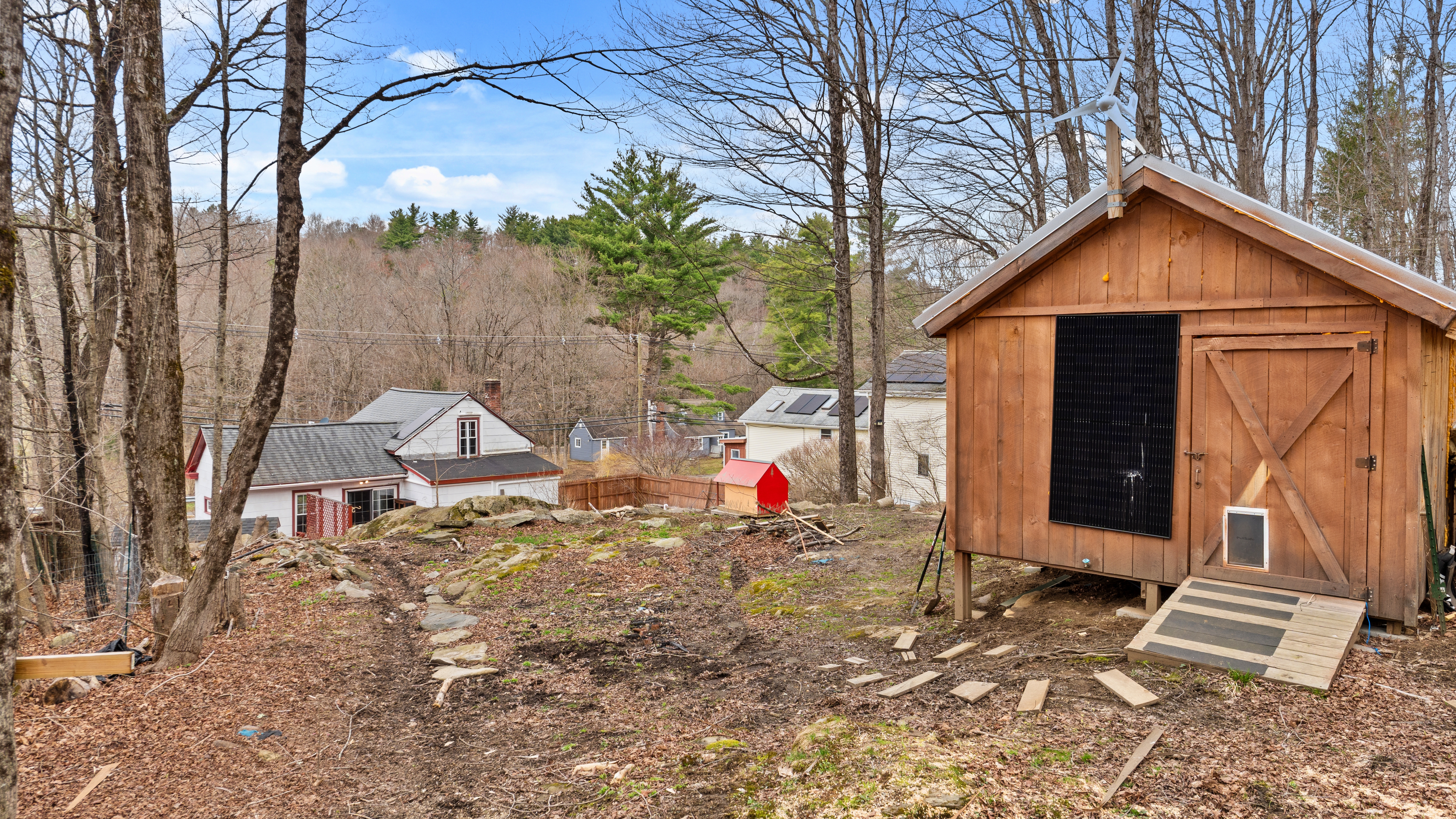  Historic Berkshire Homestead with Solar Barn, Trails, & Modern Efficiency - 物件實景