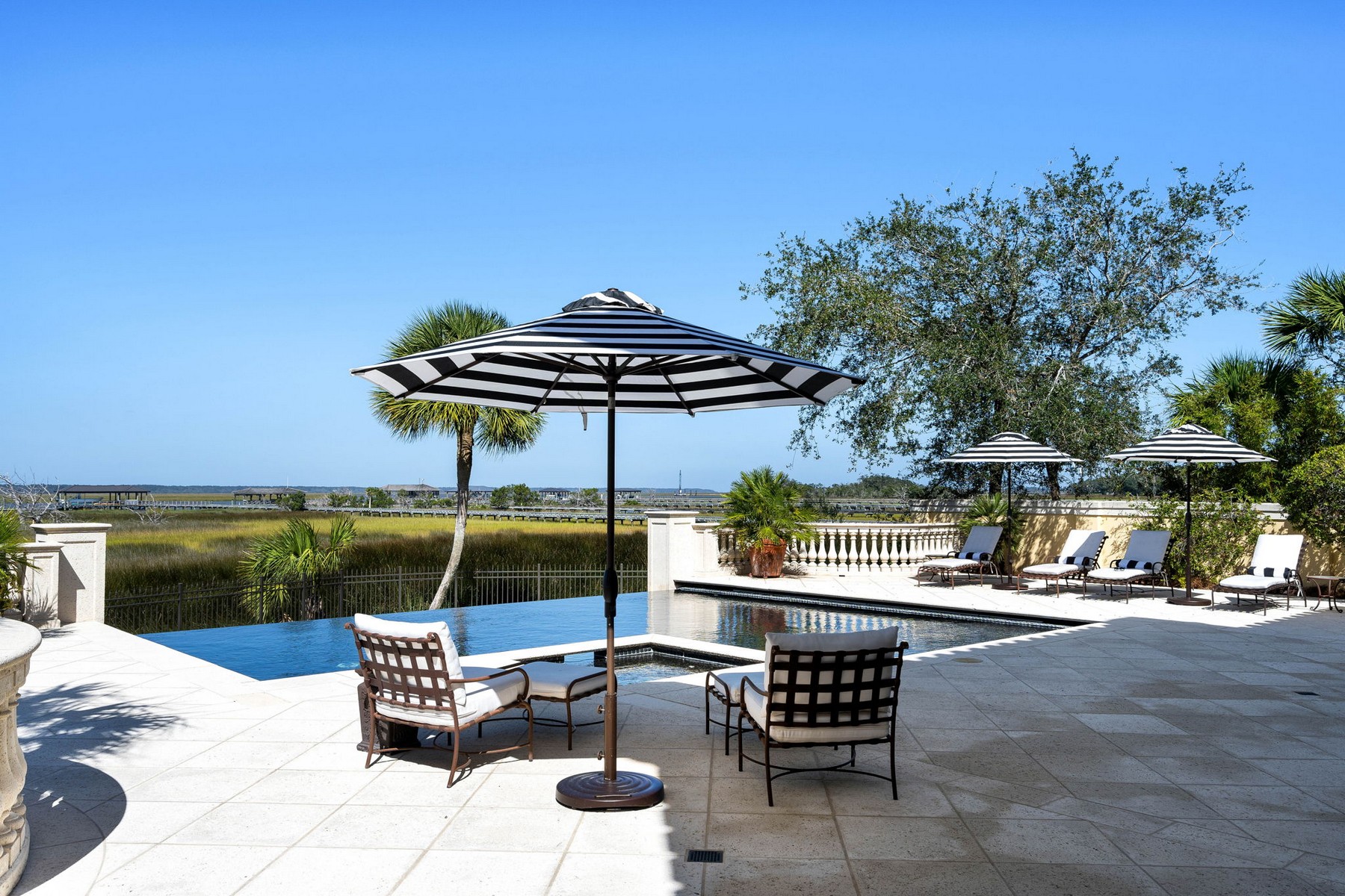  318 West 46th Street - 物件實景