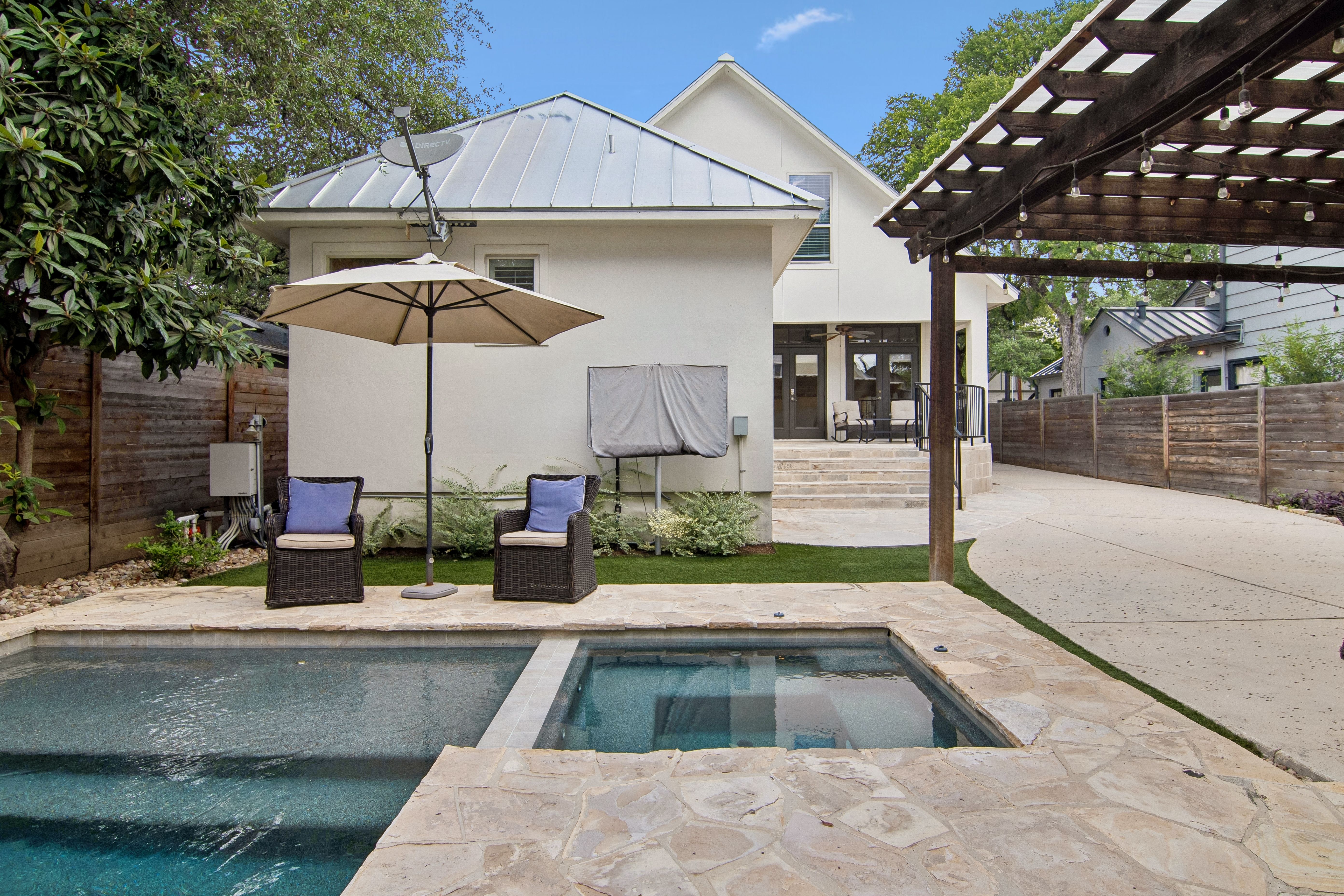  Private Estate on Oversized Alamo Heights Lot - 物件實景