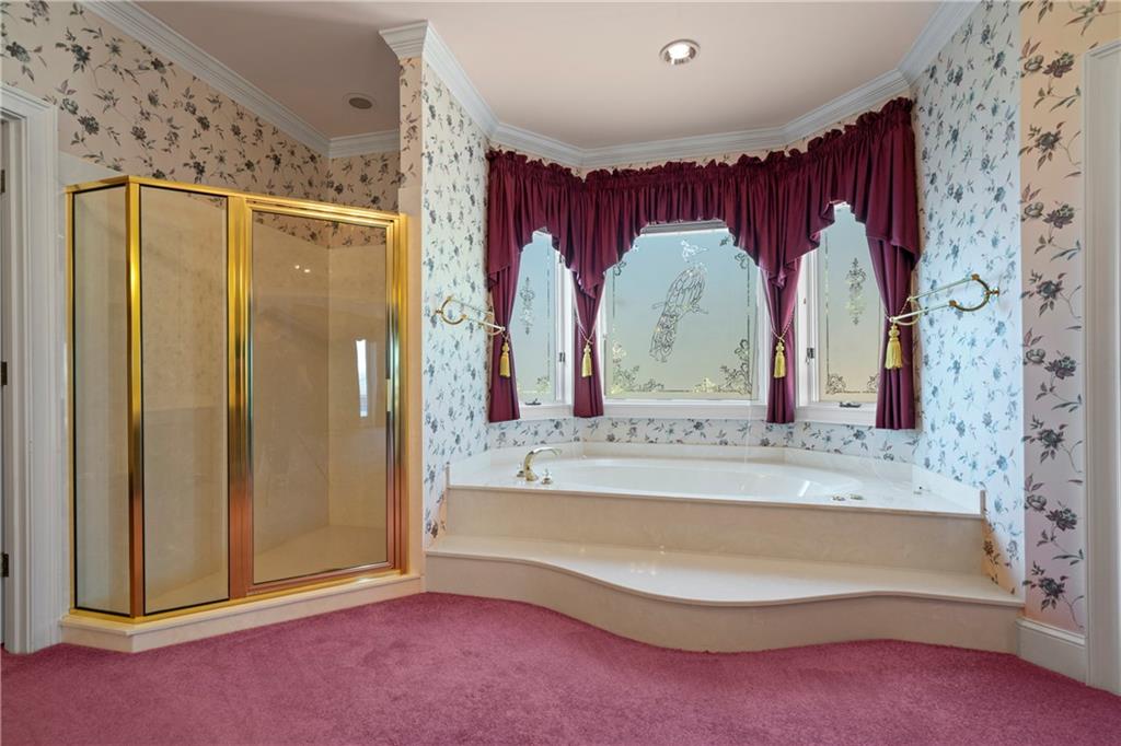 Gainesville, Georgia, 30506, United States, 5 Bedrooms Bedrooms, ,5 BathroomsBathrooms,Residential,For Sale,1996488