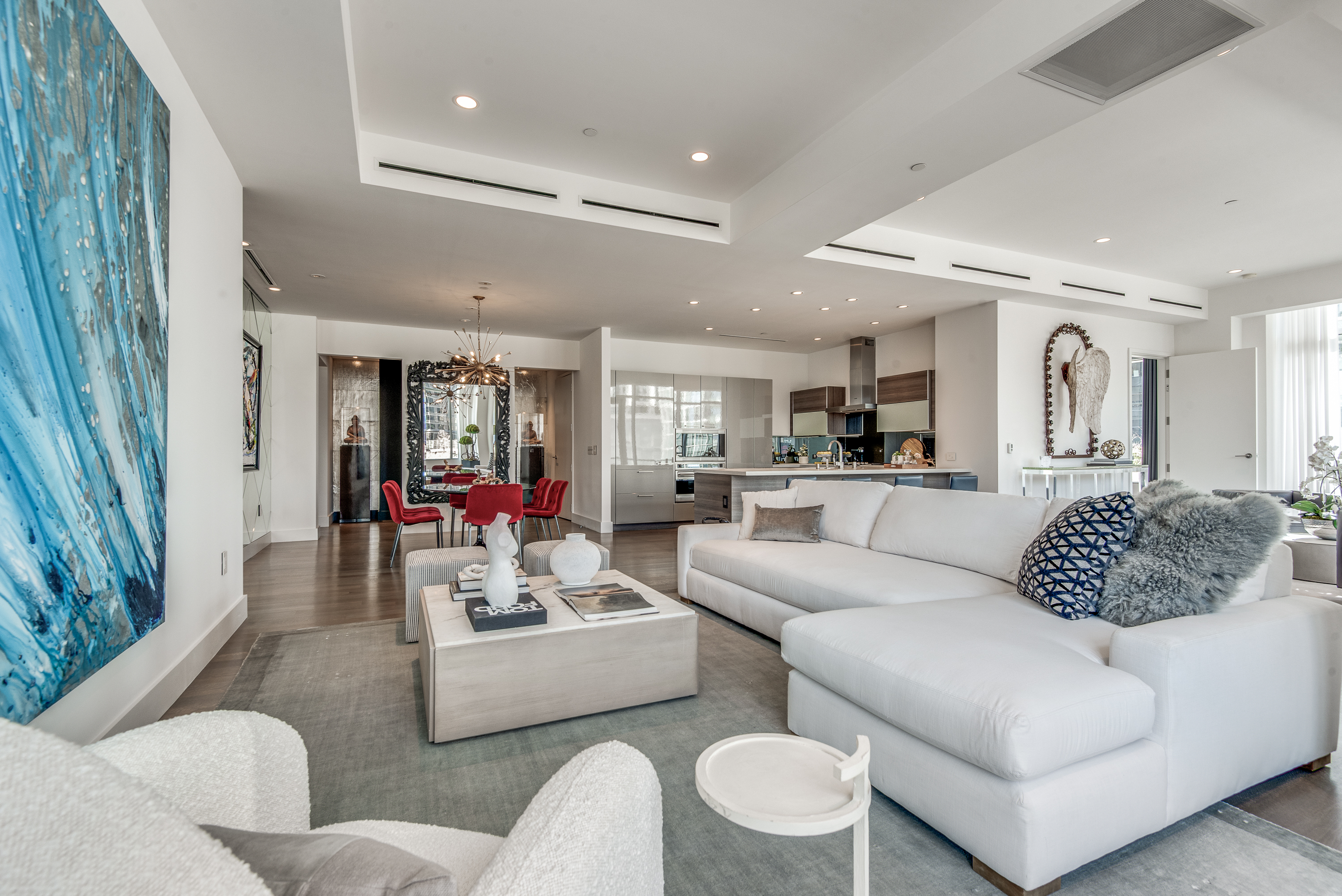  A Private, Contemporary Retreat with Unmatched Walkability - 物件實景