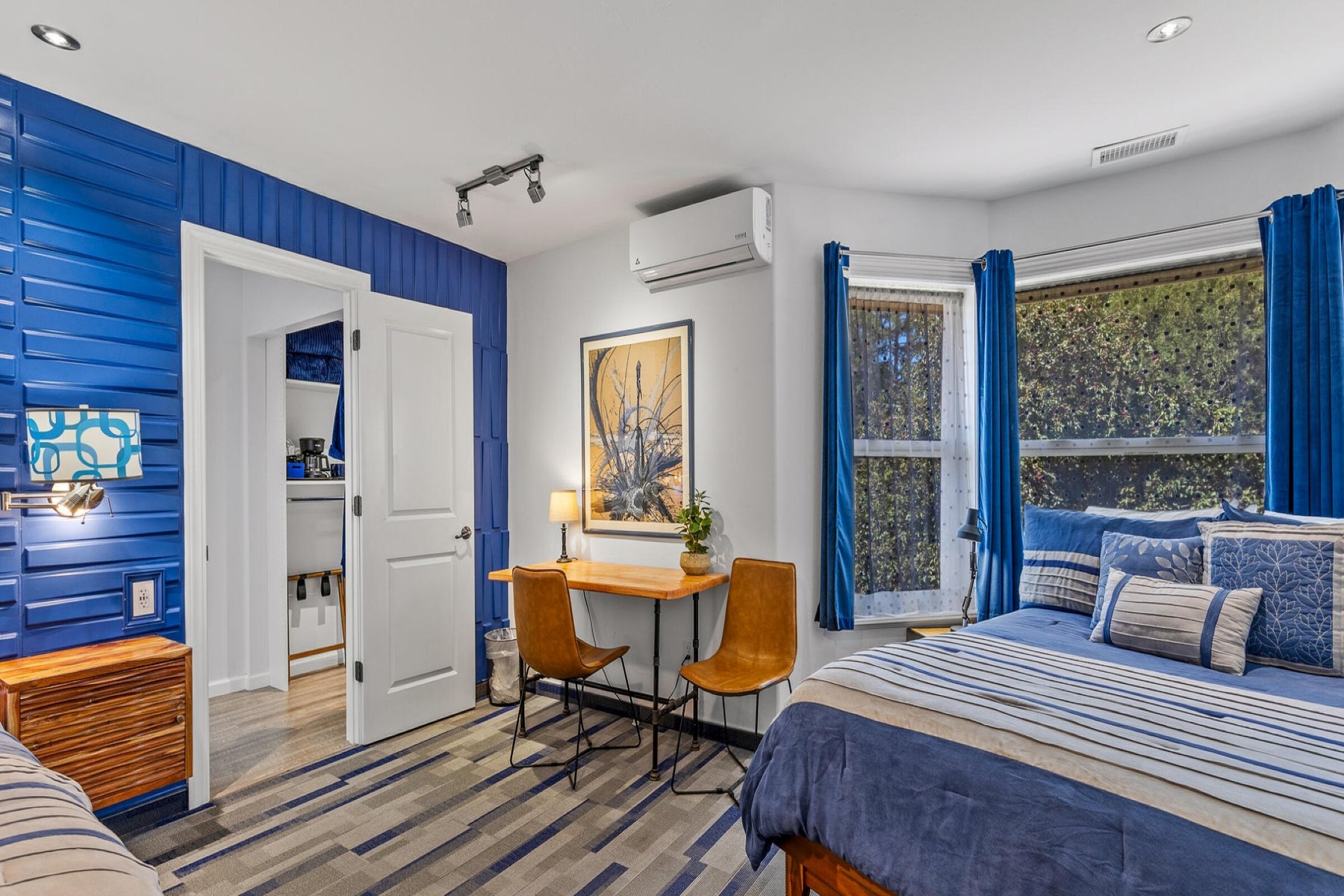  303 W Juniper Avenue  Flagstaff, AZ - 物件實景