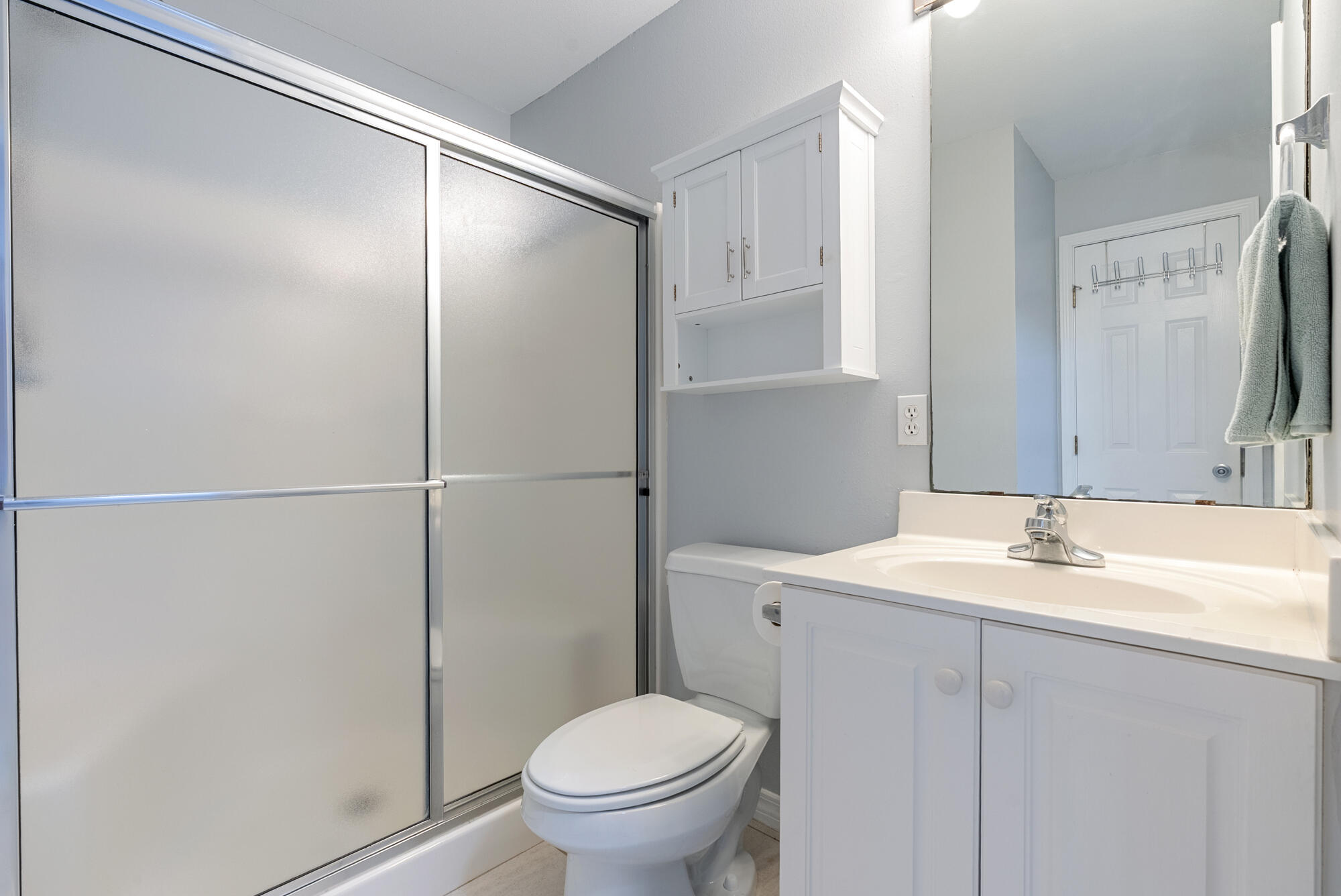 Navarre, Florida, 32566, United States, 3 Bedrooms Bedrooms, ,5 BathroomsBathrooms,Residential,For Sale,1956156