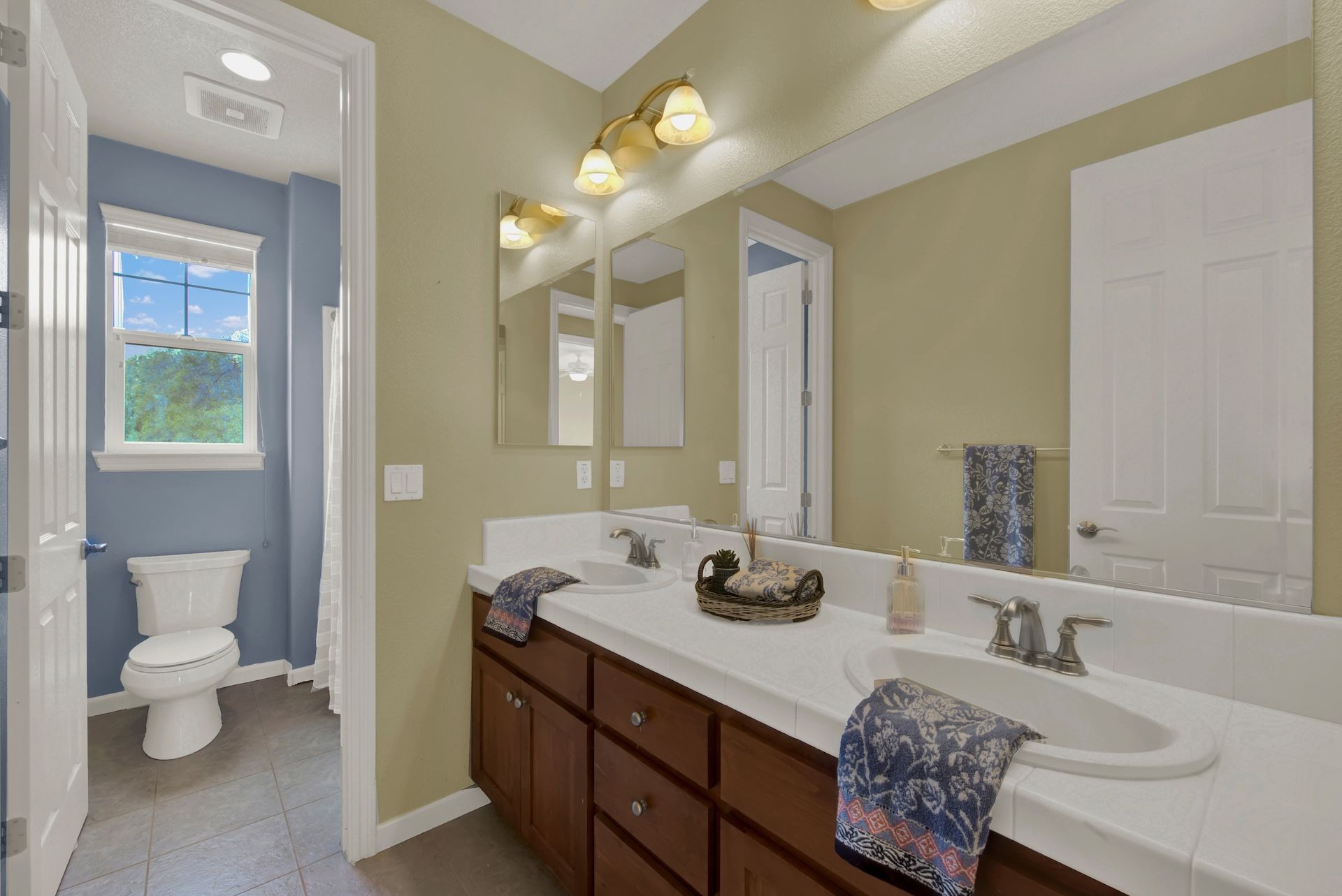  Charming Classic Appeal - 物件實景