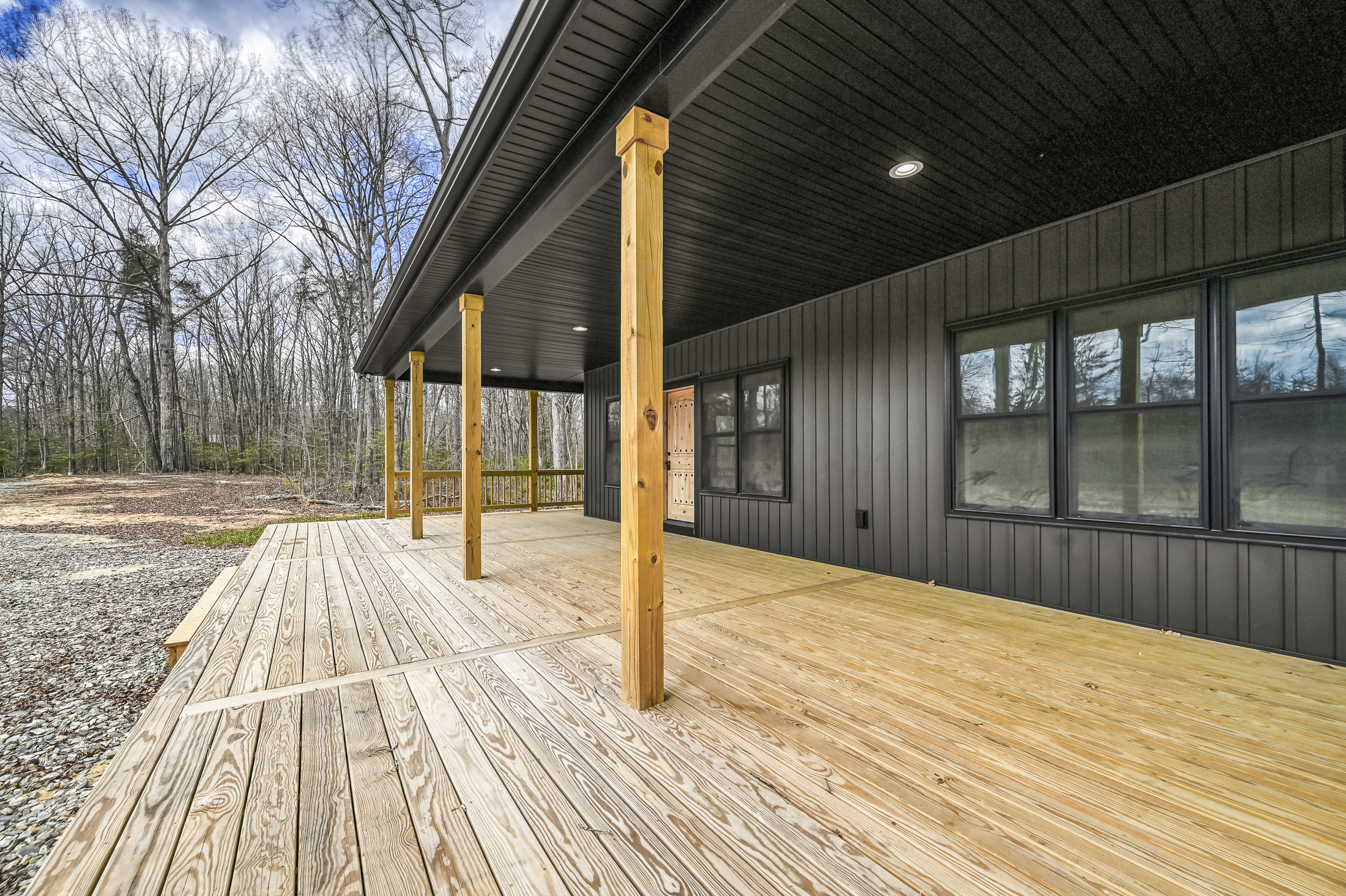  295 Equestrian Landing Trail, Bumpass, VA 23024 - 物件實景