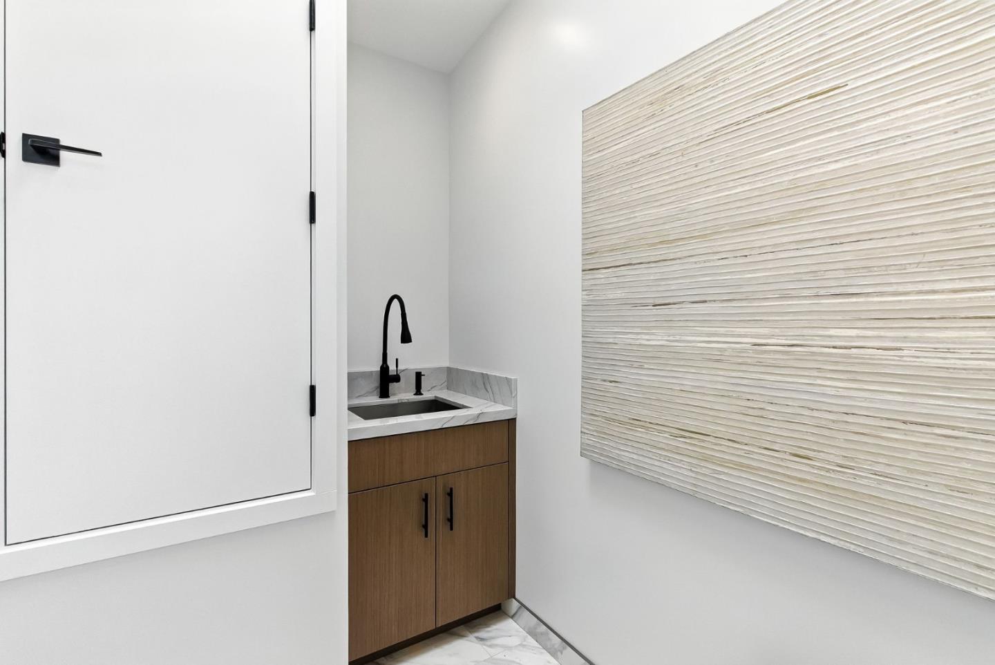 Palo Alto, California, 94303, United States, 4 Bedrooms Bedrooms, ,5 BathroomsBathrooms,Residential,For Sale,1906712