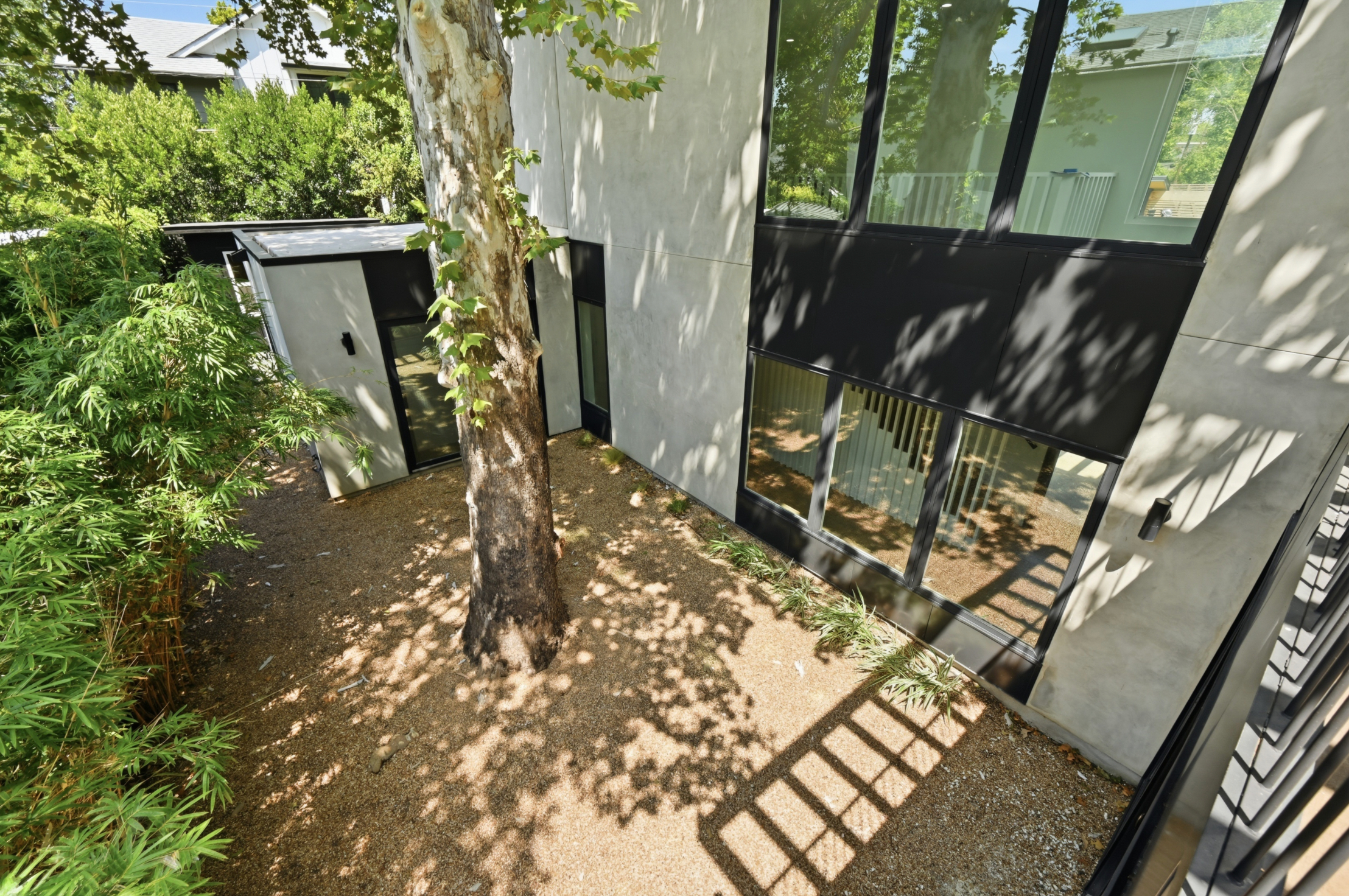  Architecturally Striking Home in the Heart of 78704 - 物件實景
