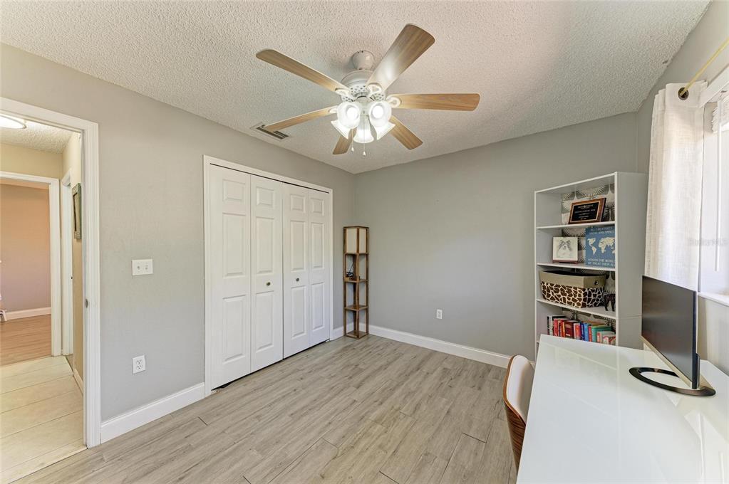 Bradenton, Florida, 34212, United States, 3 Bedrooms Bedrooms, ,2 BathroomsBathrooms,Residential,For Sale,1751964