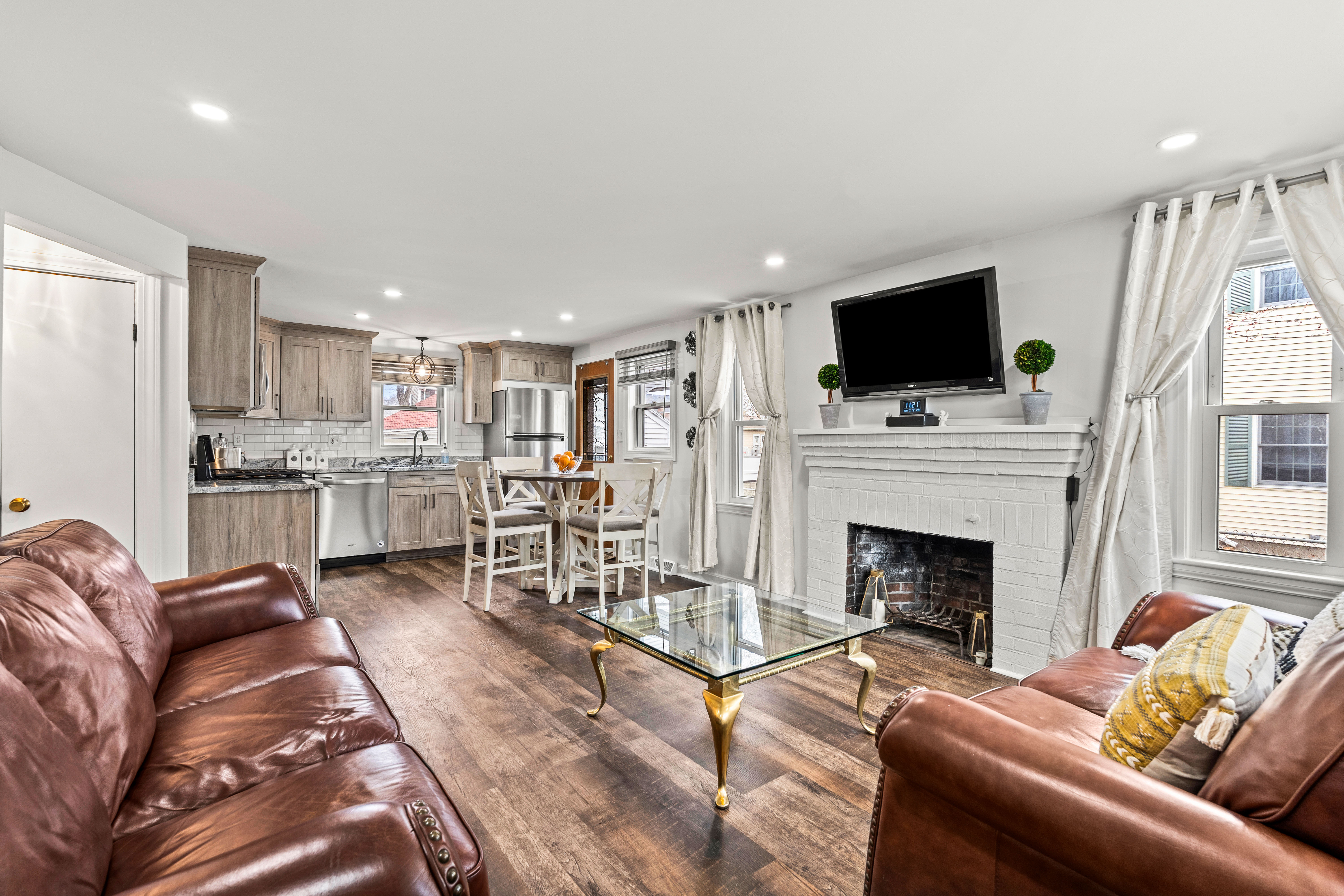  11 Arnold Road, Peabody, MA, 01960 - 物件實景