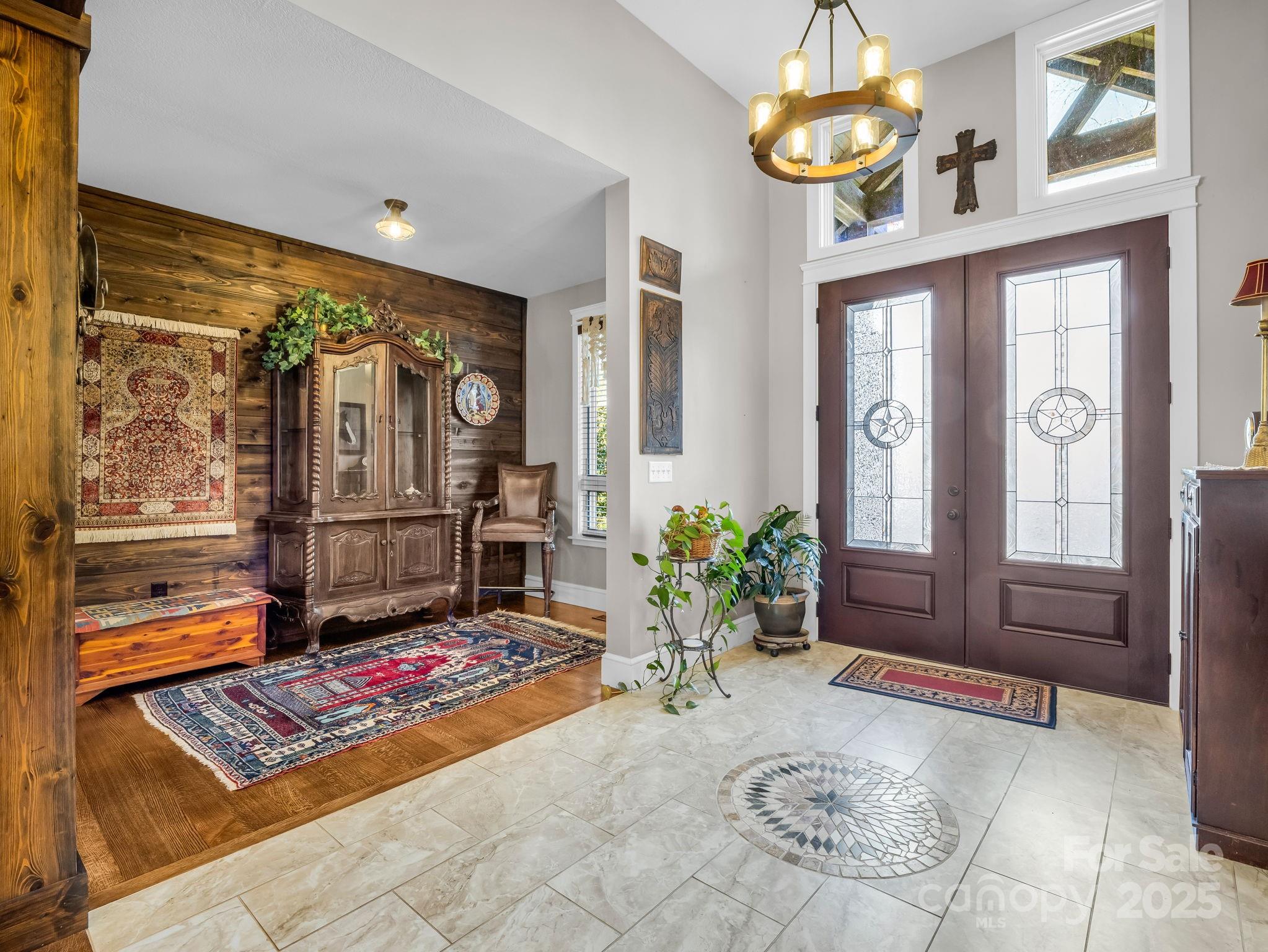 Saluda, North Carolina, 28773, United States, 3 Bedrooms Bedrooms, ,4 BathroomsBathrooms,Residential,For Sale,2002450