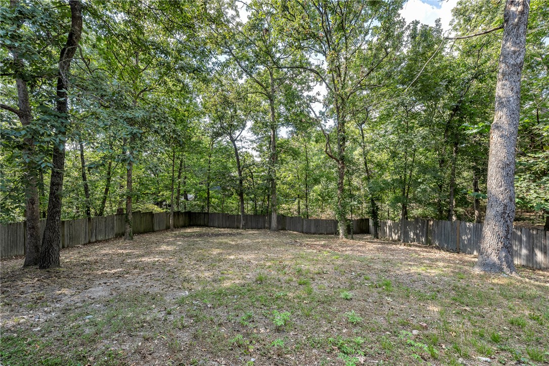 Bella Vista, Arkansas, 72714, United States, 4 Bedrooms Bedrooms, ,3 BathroomsBathrooms,Residential,For Sale,1916818