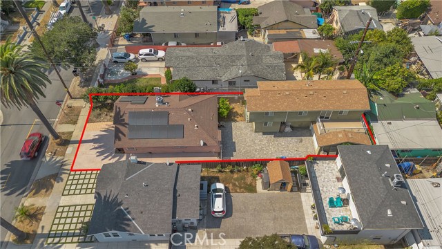 Los Angeles, California, 90062, United States, 5 Bedrooms Bedrooms, ,Residential,For Sale,1975907