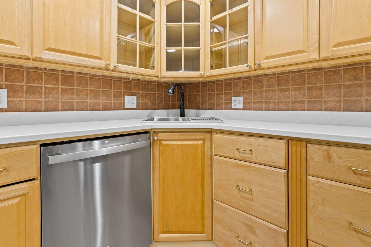 Biddeford, Maine, 04005, United States, 3 Bedrooms Bedrooms, ,2 BathroomsBathrooms,Residential,For Sale,1903866