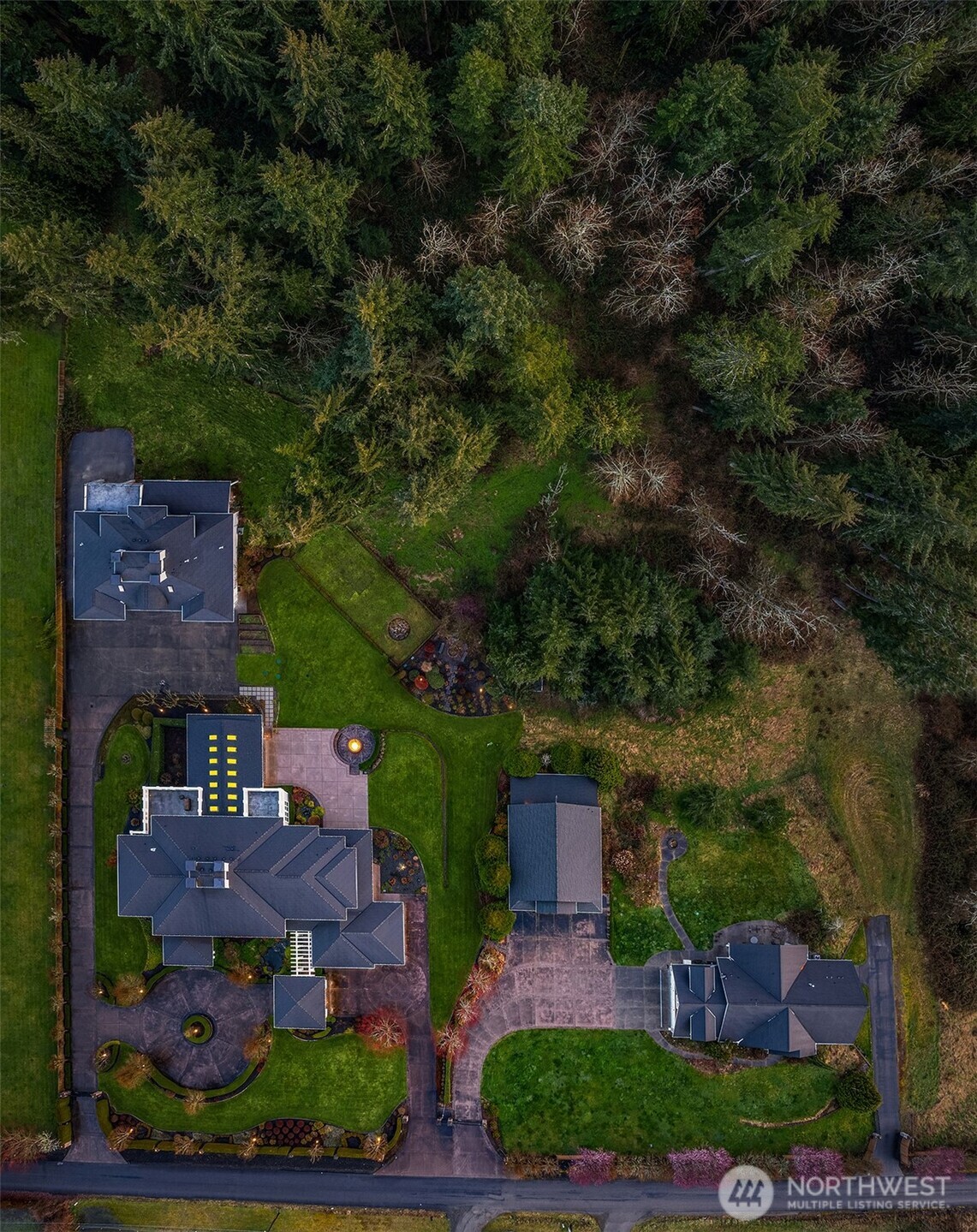 Graham, Washington, 98338, United States, 9 Bedrooms Bedrooms, ,6 BathroomsBathrooms,Residential,For Sale,1768566